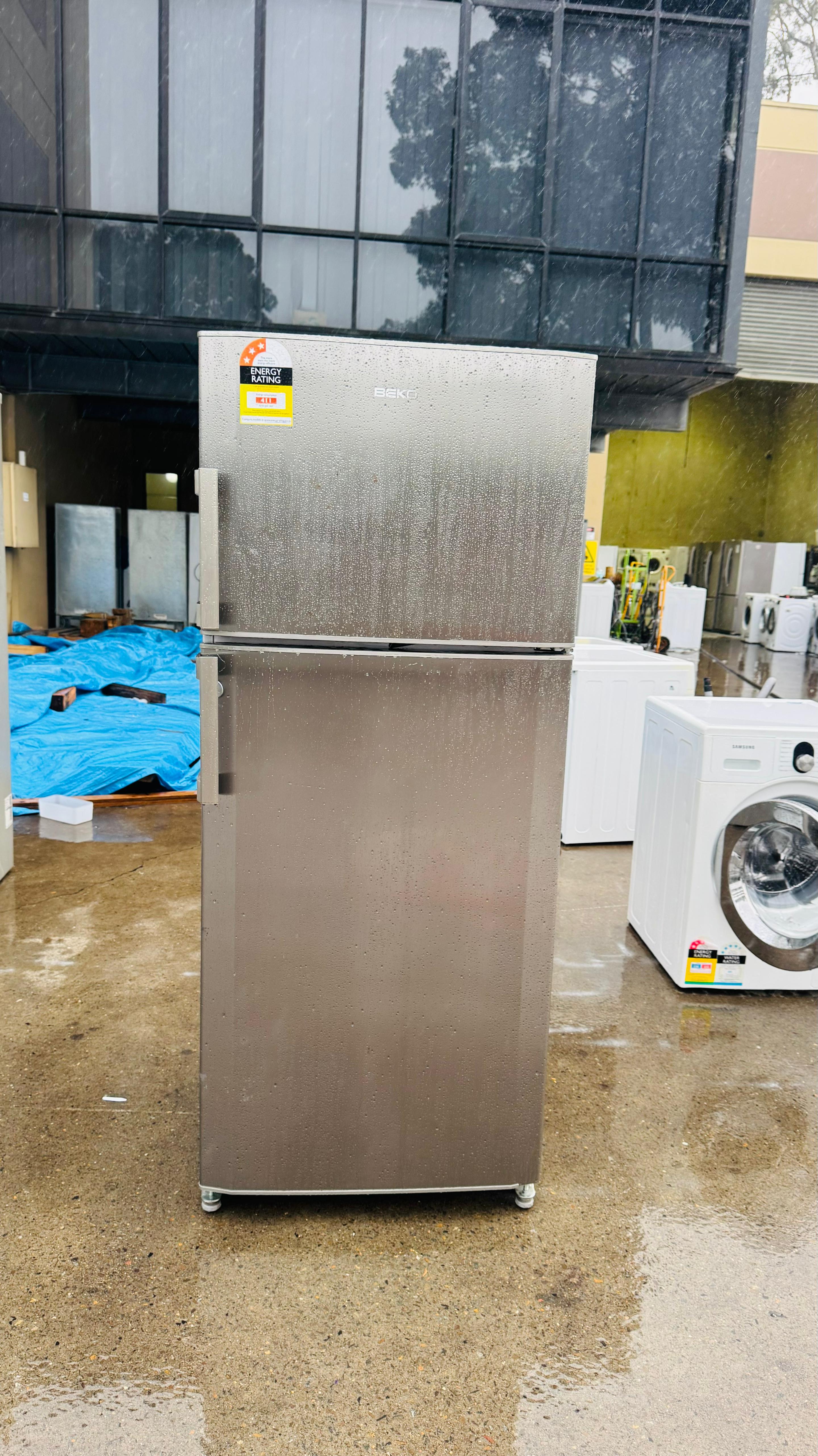 BEKO 415 LITRES FRIDGE FREEZER