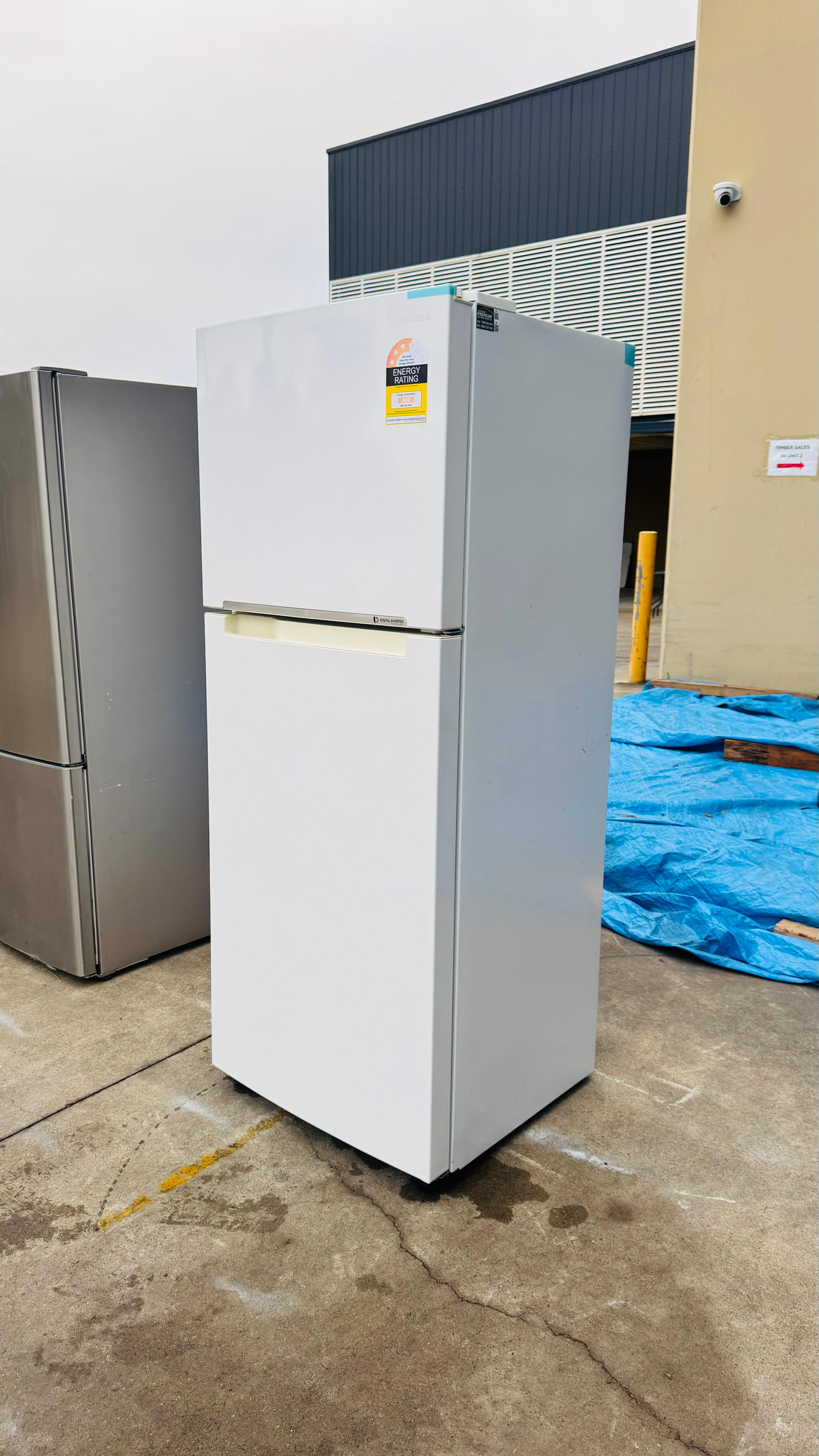 SAMSUNG 400 LITRES FRIDGE FREEZER
