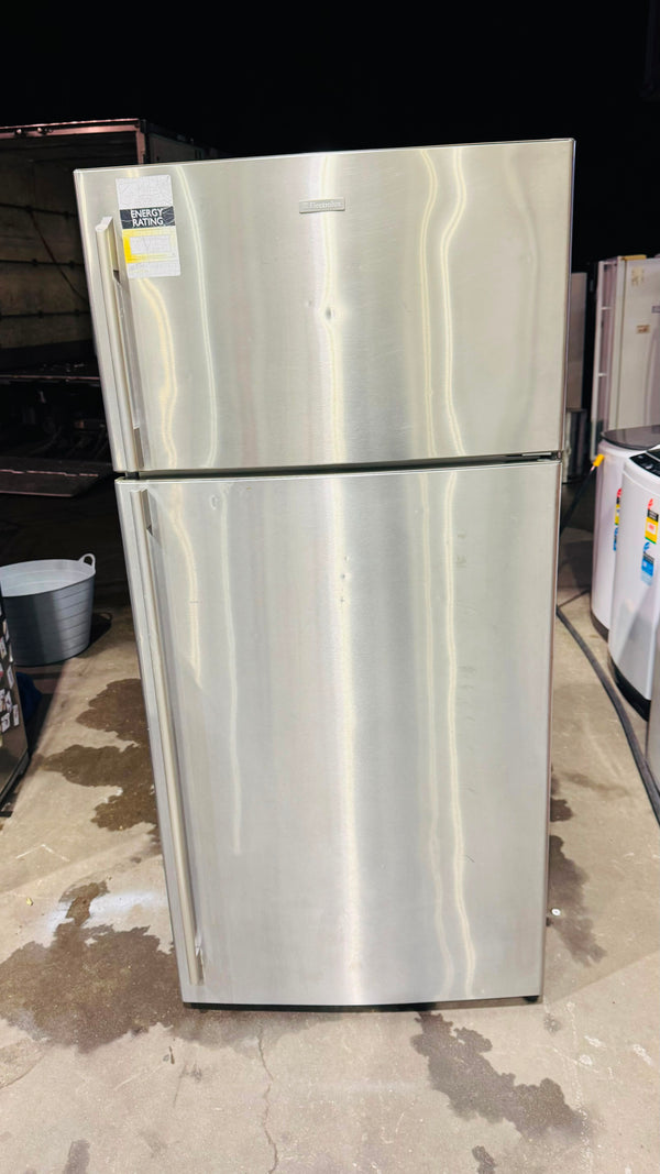 ELECTROLUX 520 LITRES FRIDGE FREEZER