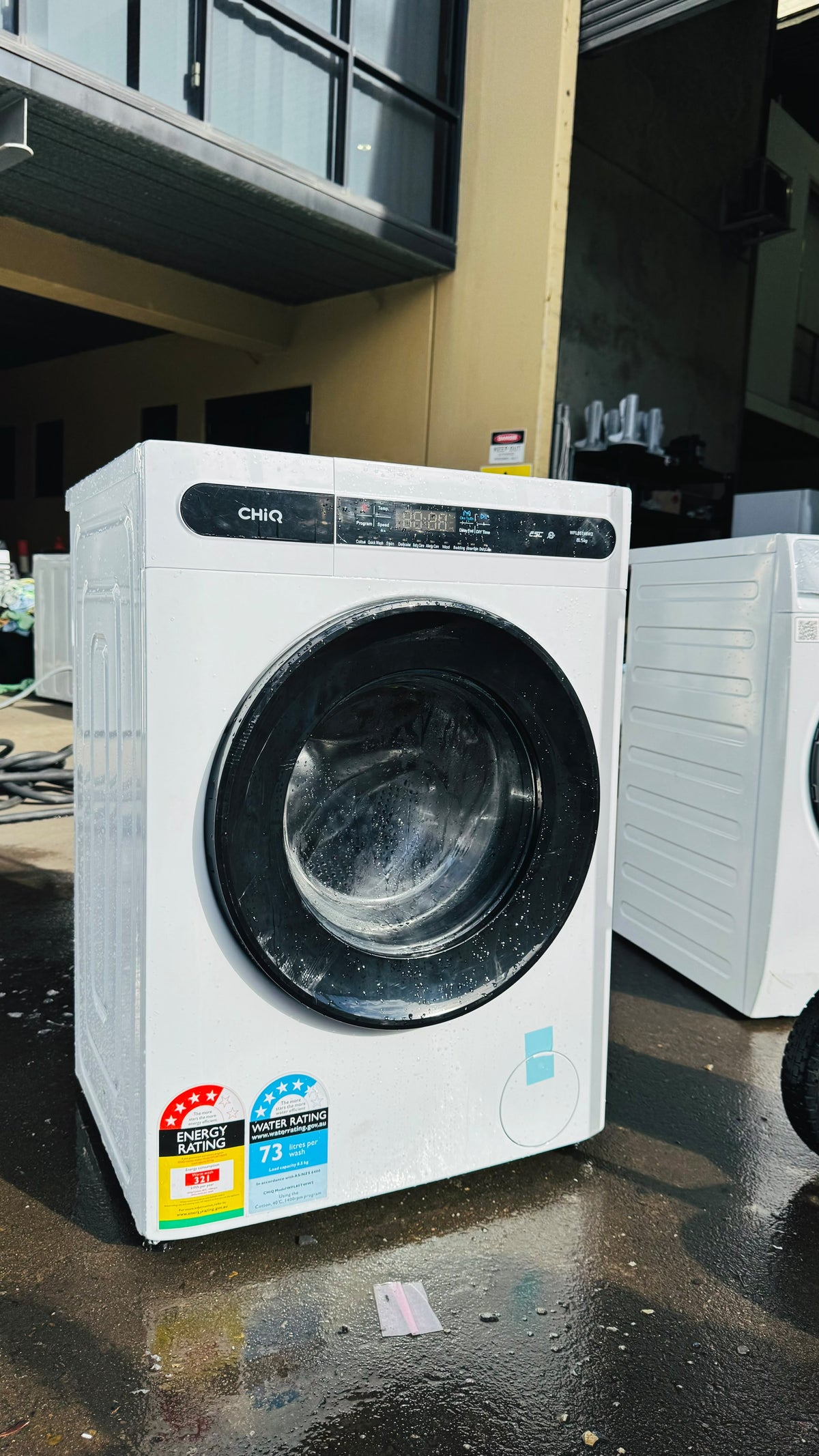 CHIQ 8.5KGS FRONT LOADER WASHING MACHINE
