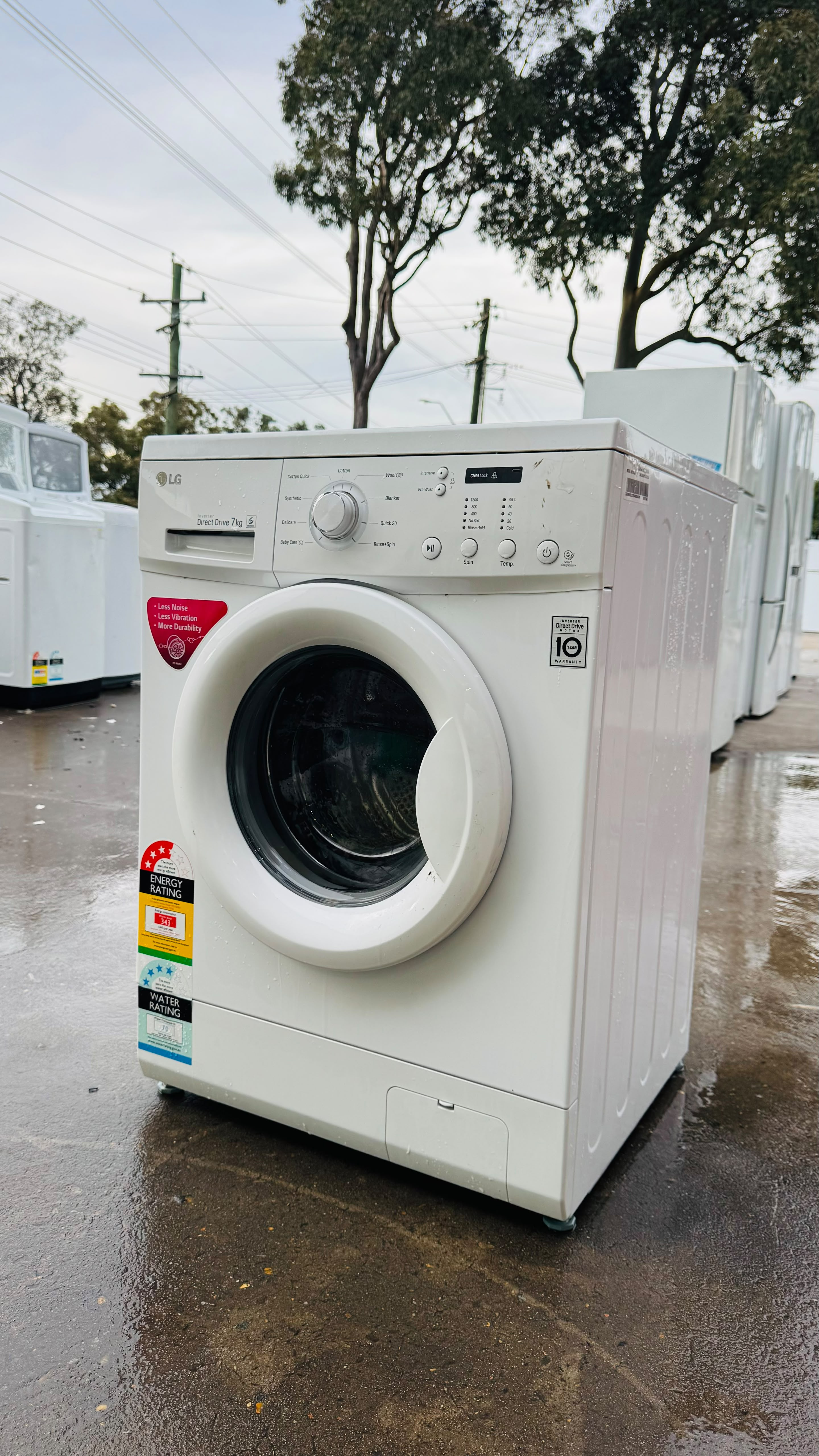 LG 7KGS FRONT LOADER WASHING MACHINE