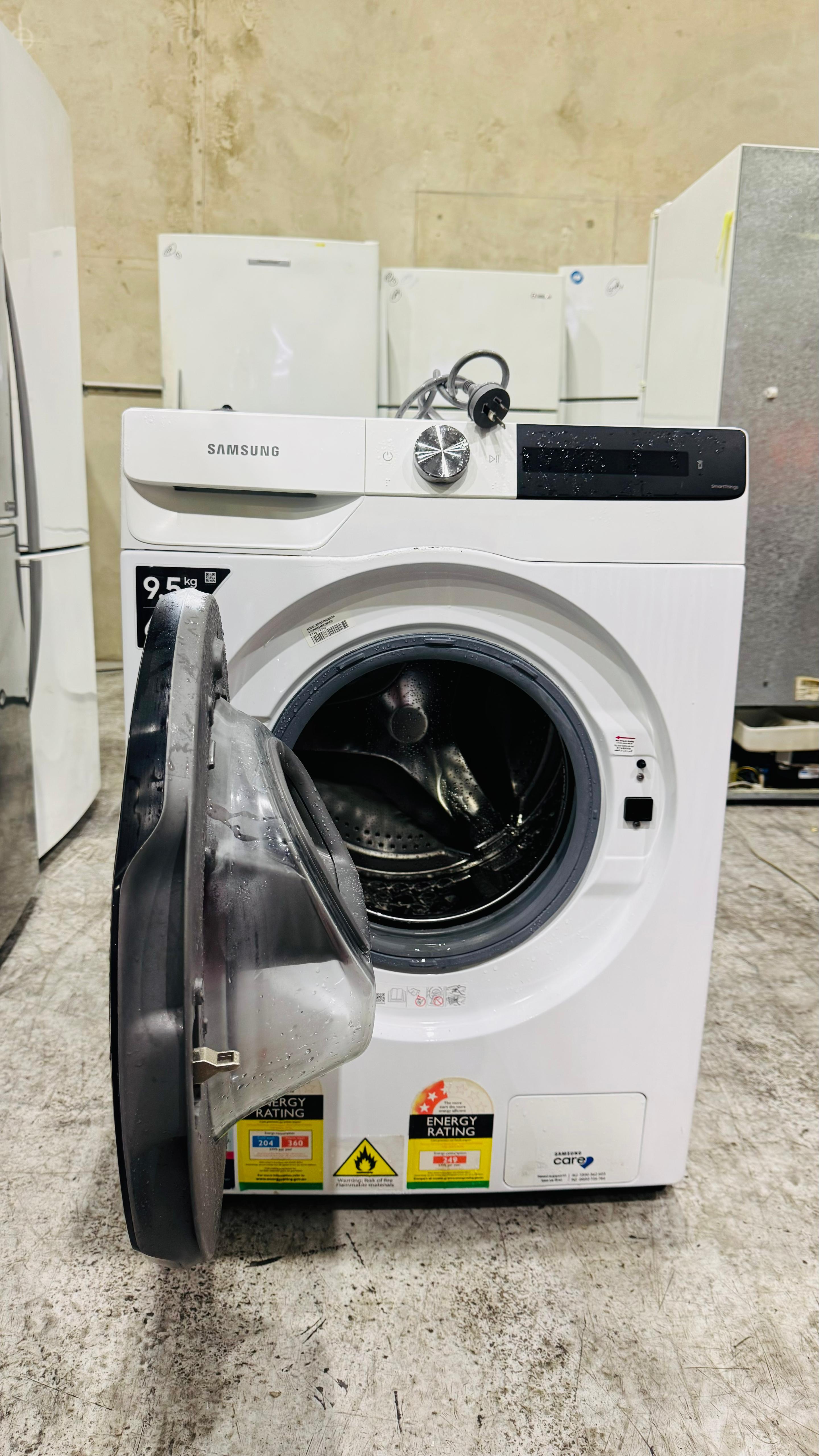 SAMSUNG 9.5KGS FRONT LOADER WASHING MACHINE