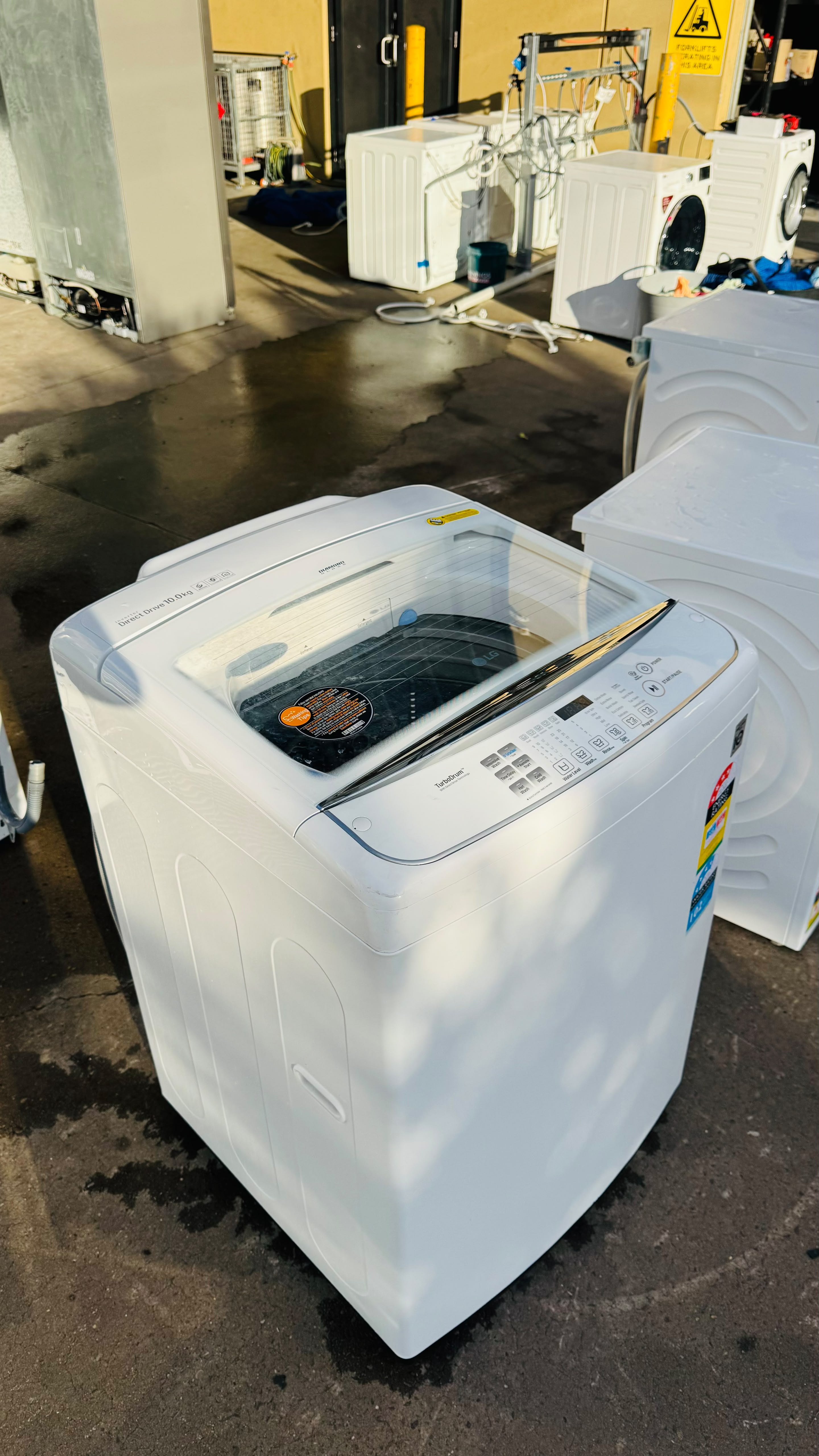 LG 10KGS TOP LOADER WASHING MACHINE