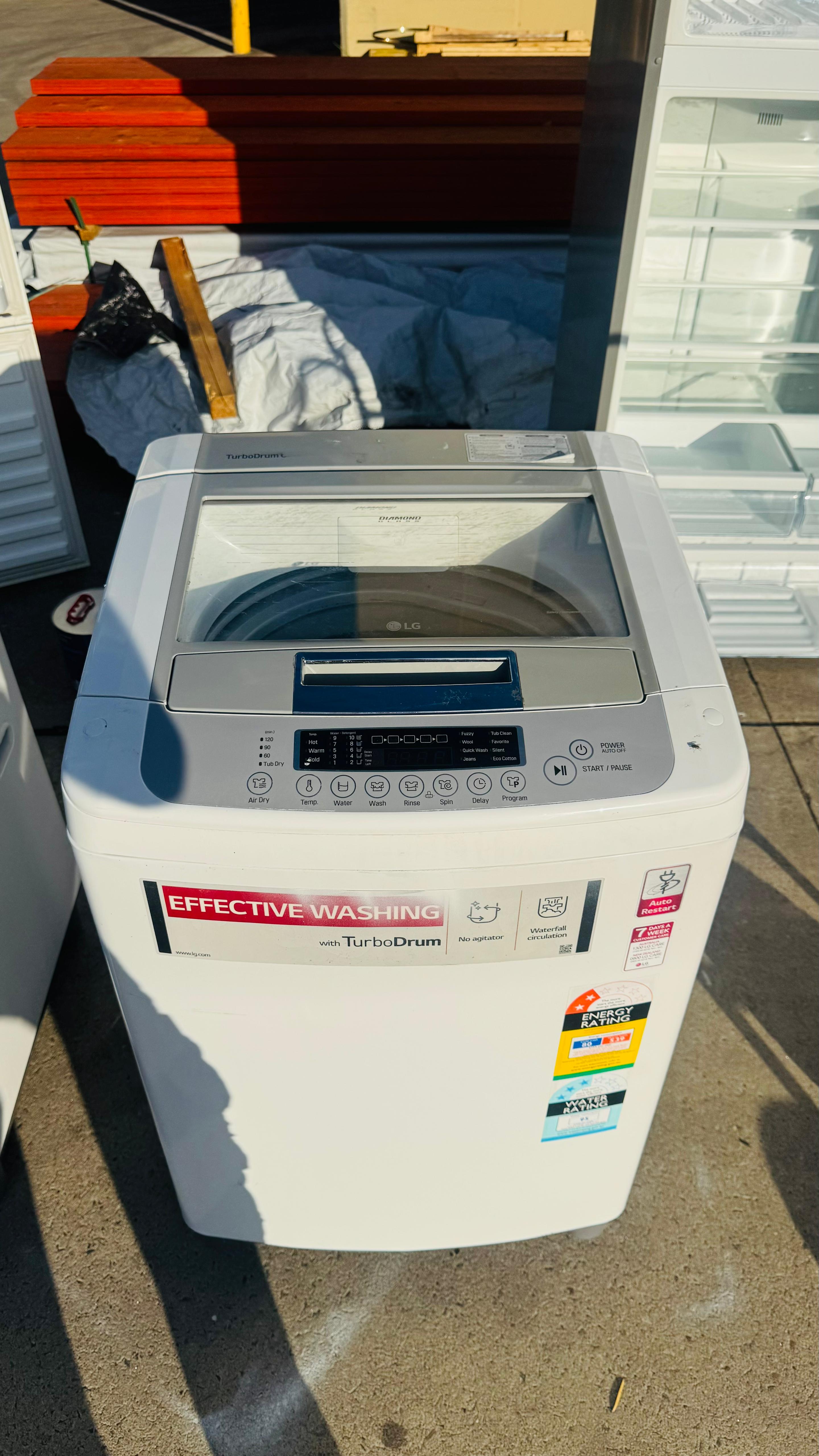 LG 6.5KGS TOP LOADER WASHING MACHINE