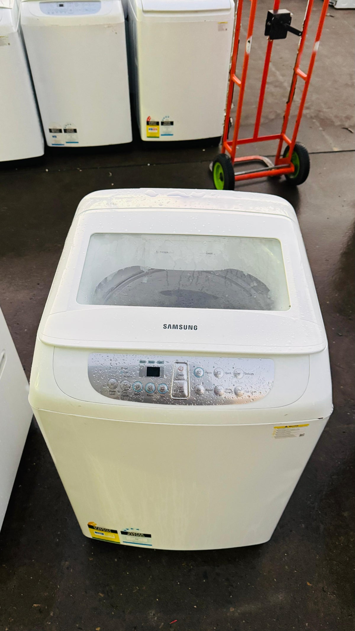 LG 6.5KGS TOP LOADER WASHING MACHINE