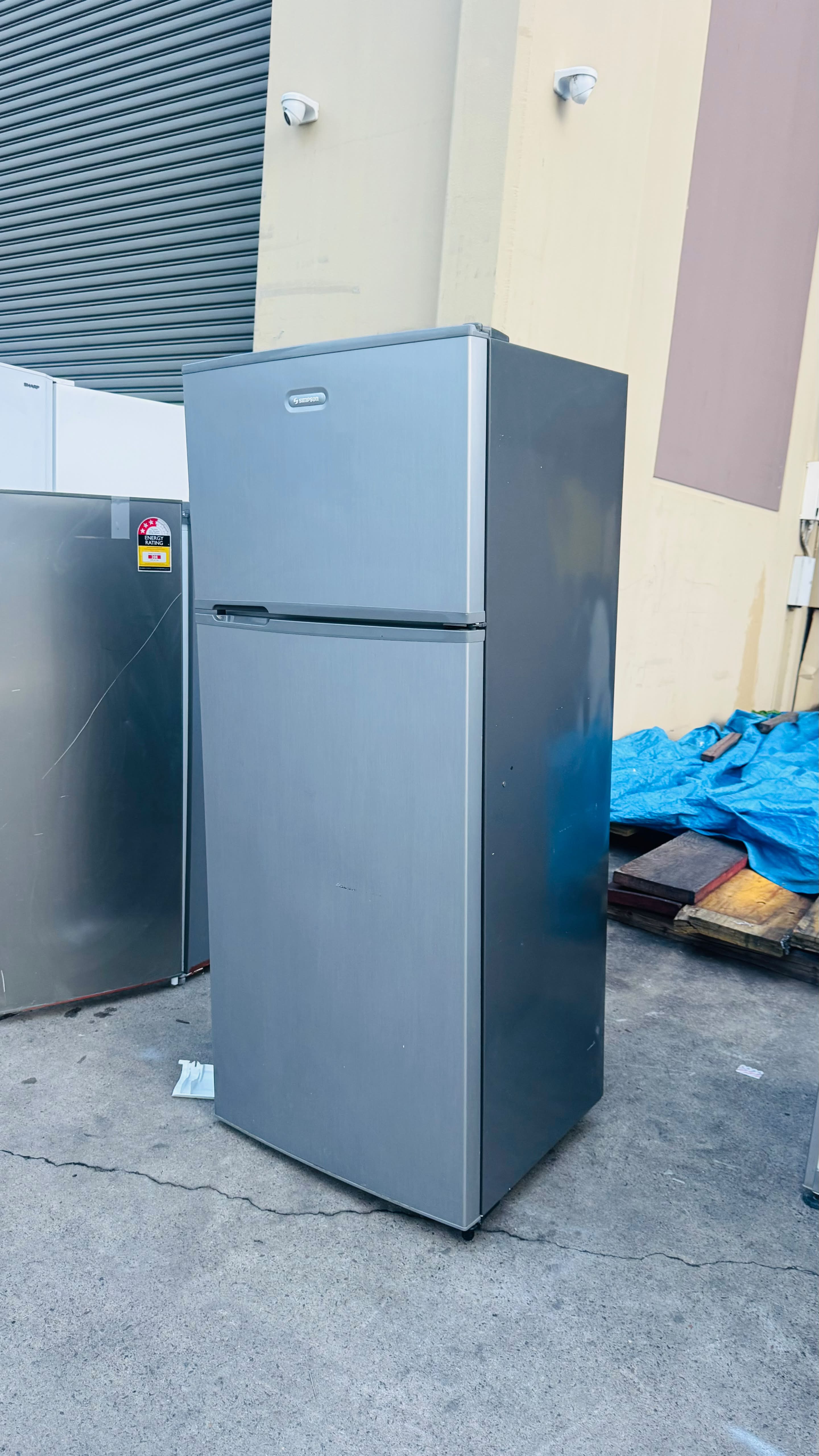 SIMPSON 390 LITRES FRIDGE FREEZER