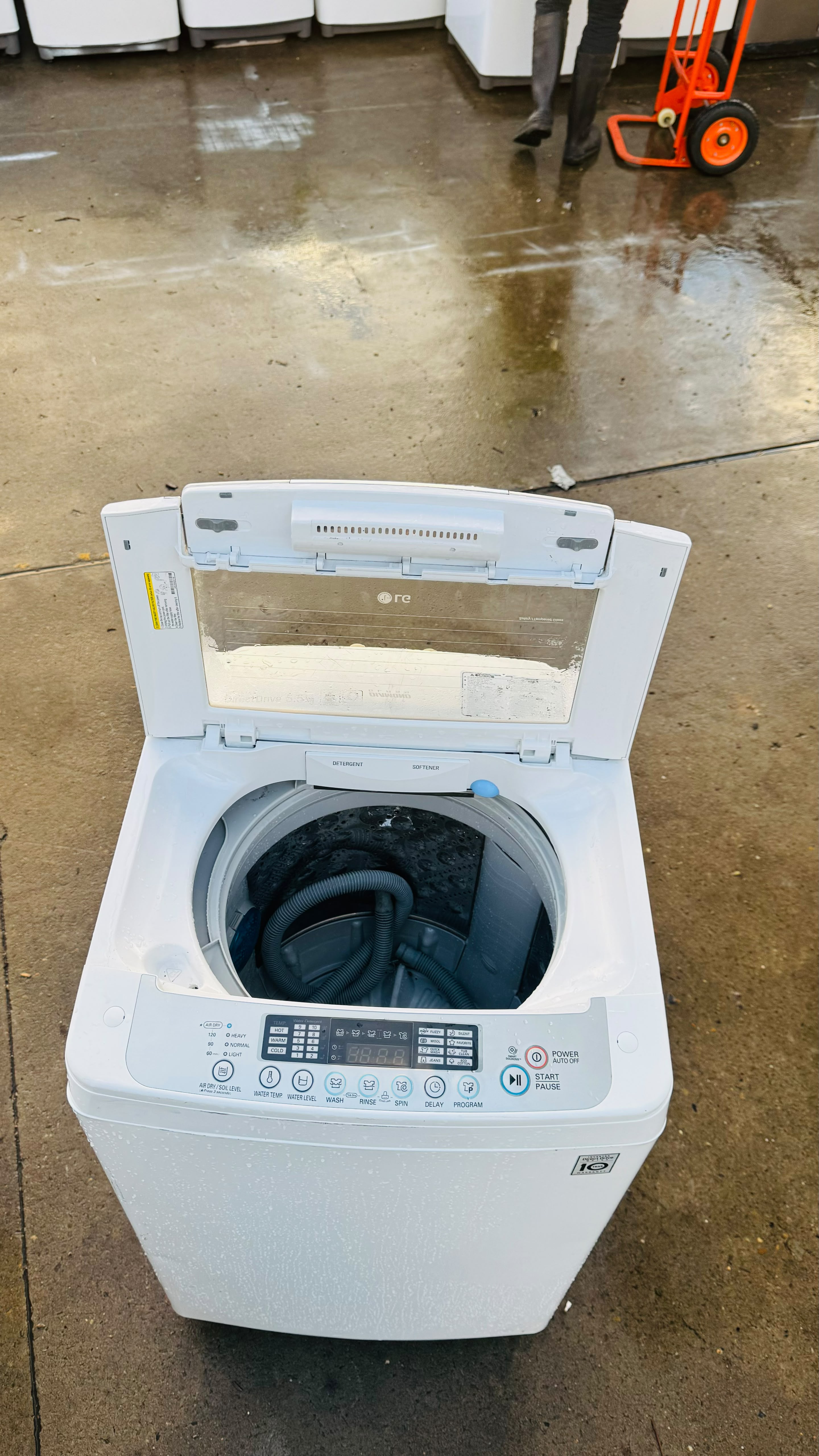 LG 5.5KGS TOP LOADER WASHING MACHINE