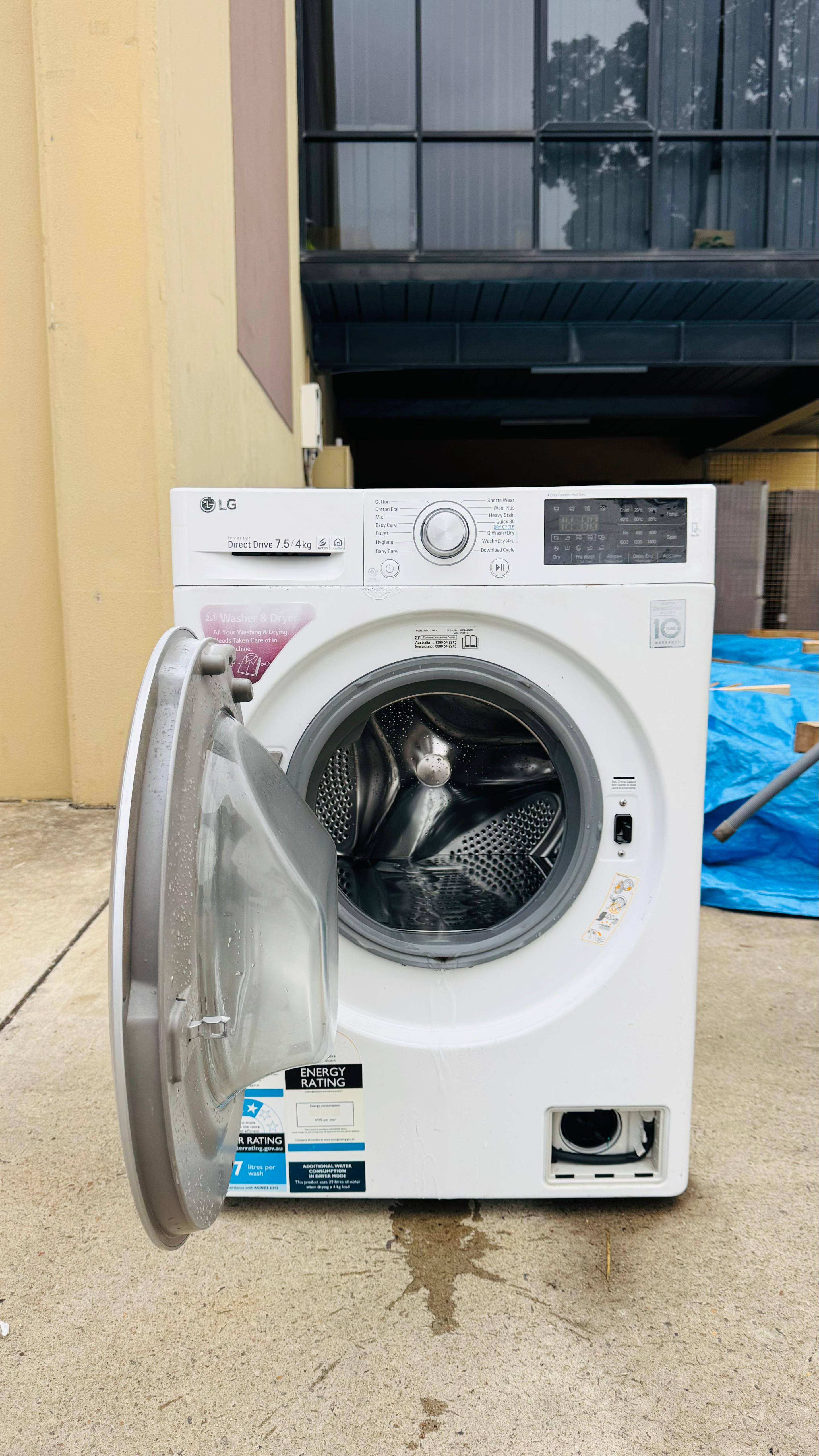 LG 7.5KGS FRONT LOADER WASHING MACHINE