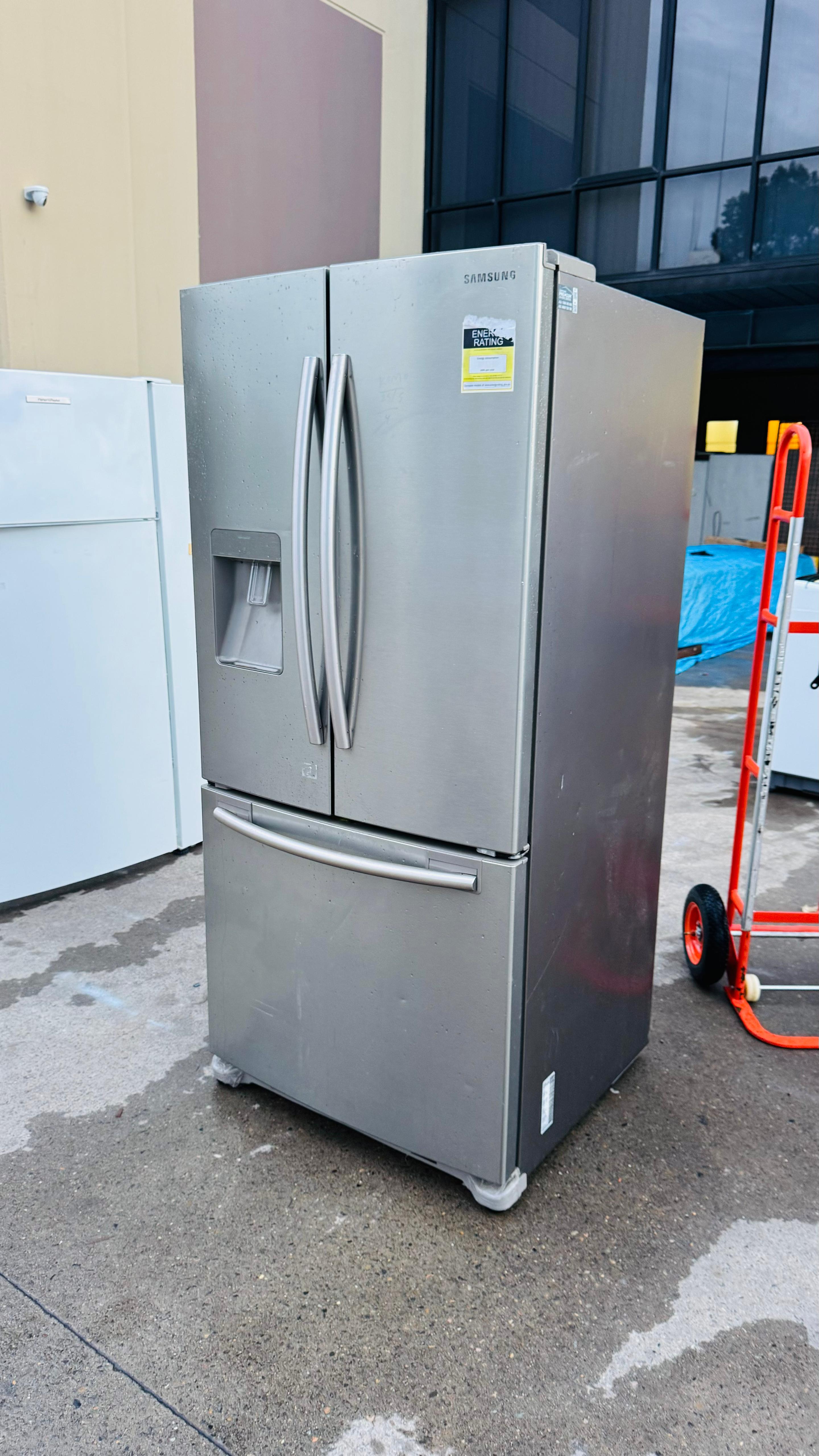 SAMSUNG 579 LITRES FRENCH DOOR FRIDGE FREEZER