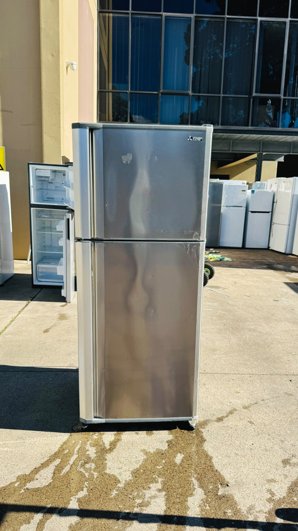 MITSUBUSHI 420 LITRES FRIDGE FREEZER