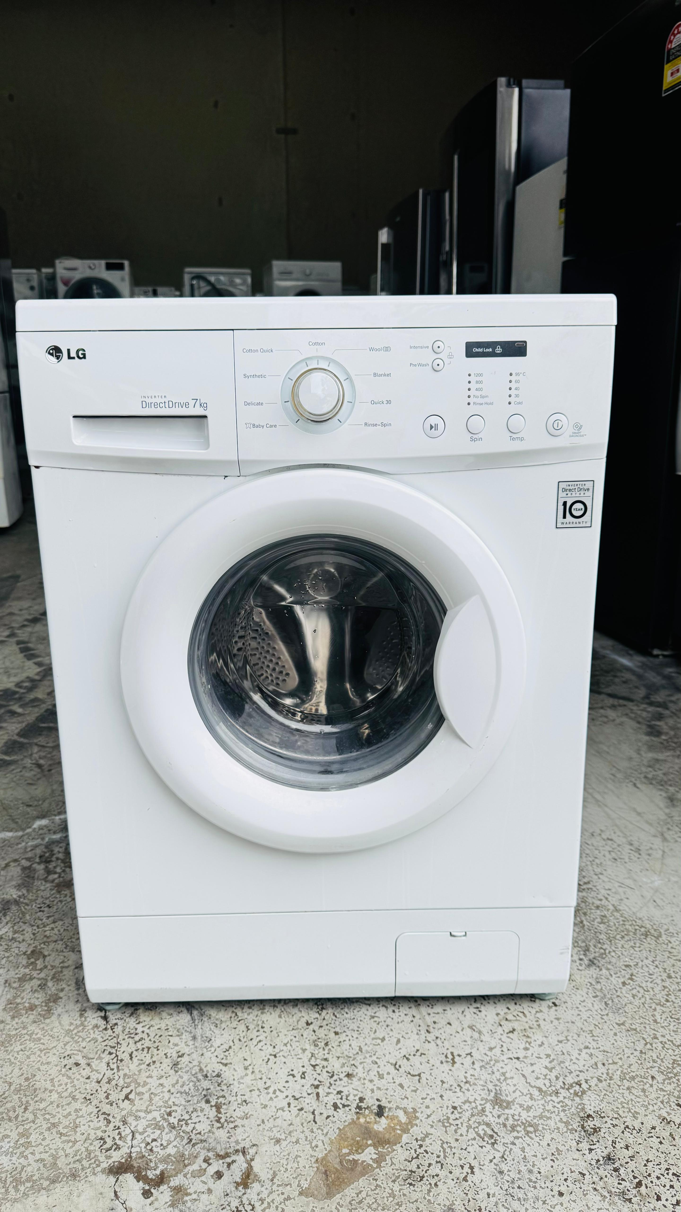 LG 7KGS FRONT LOADER WASHING MACHINE