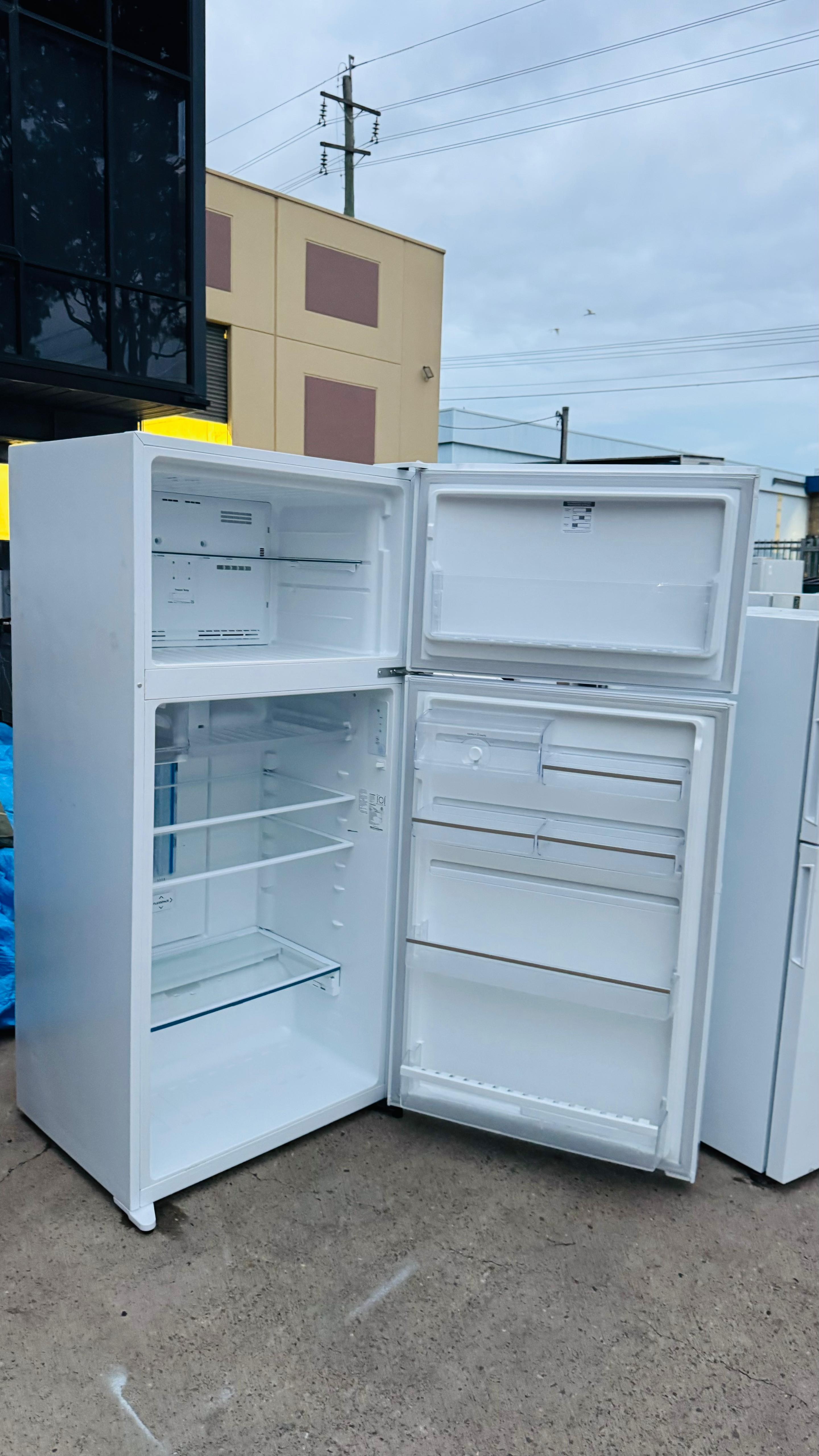 WESTINGHOUSE 536 LITRES FRIDGE FREEZER