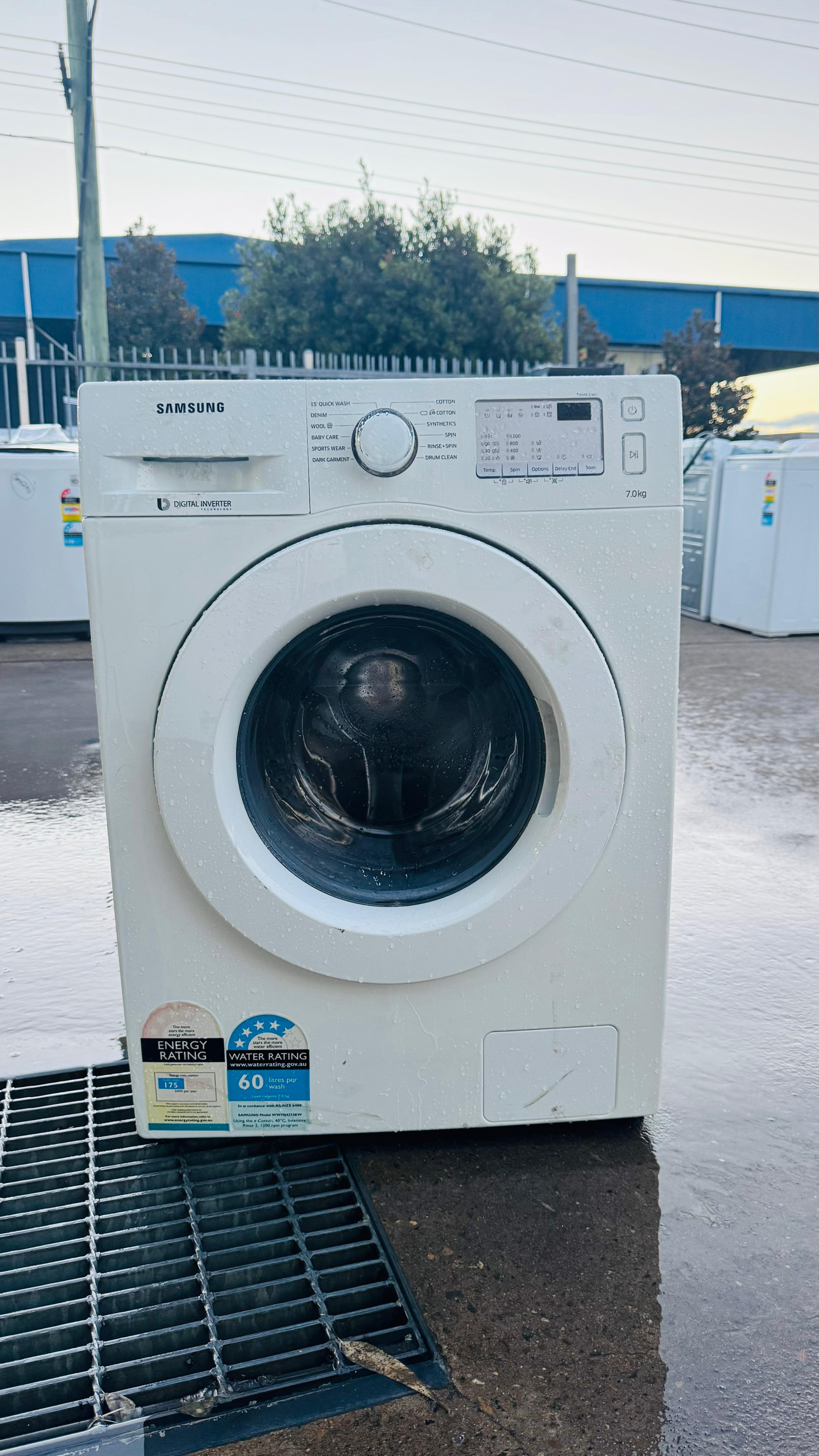 SAMSUNG 7KGS FRONT LOADER WASHING MACHINE