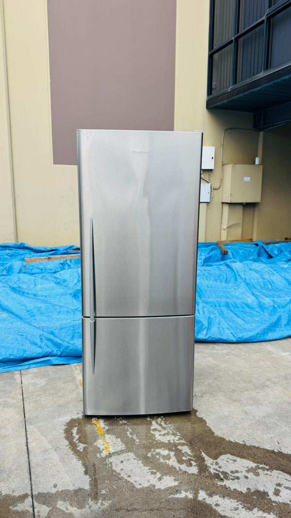 FISHER AND PAYKEL 442 LITRES FRIDGE FREEZER