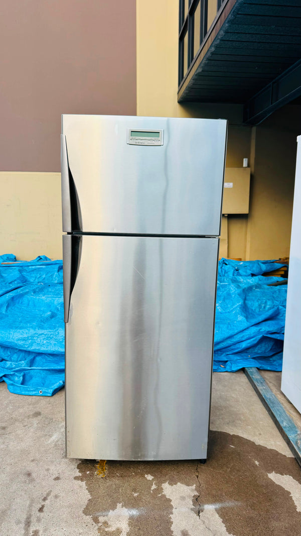 WESTINGHOUSE 416 LITRES FRIDGE FREEZER