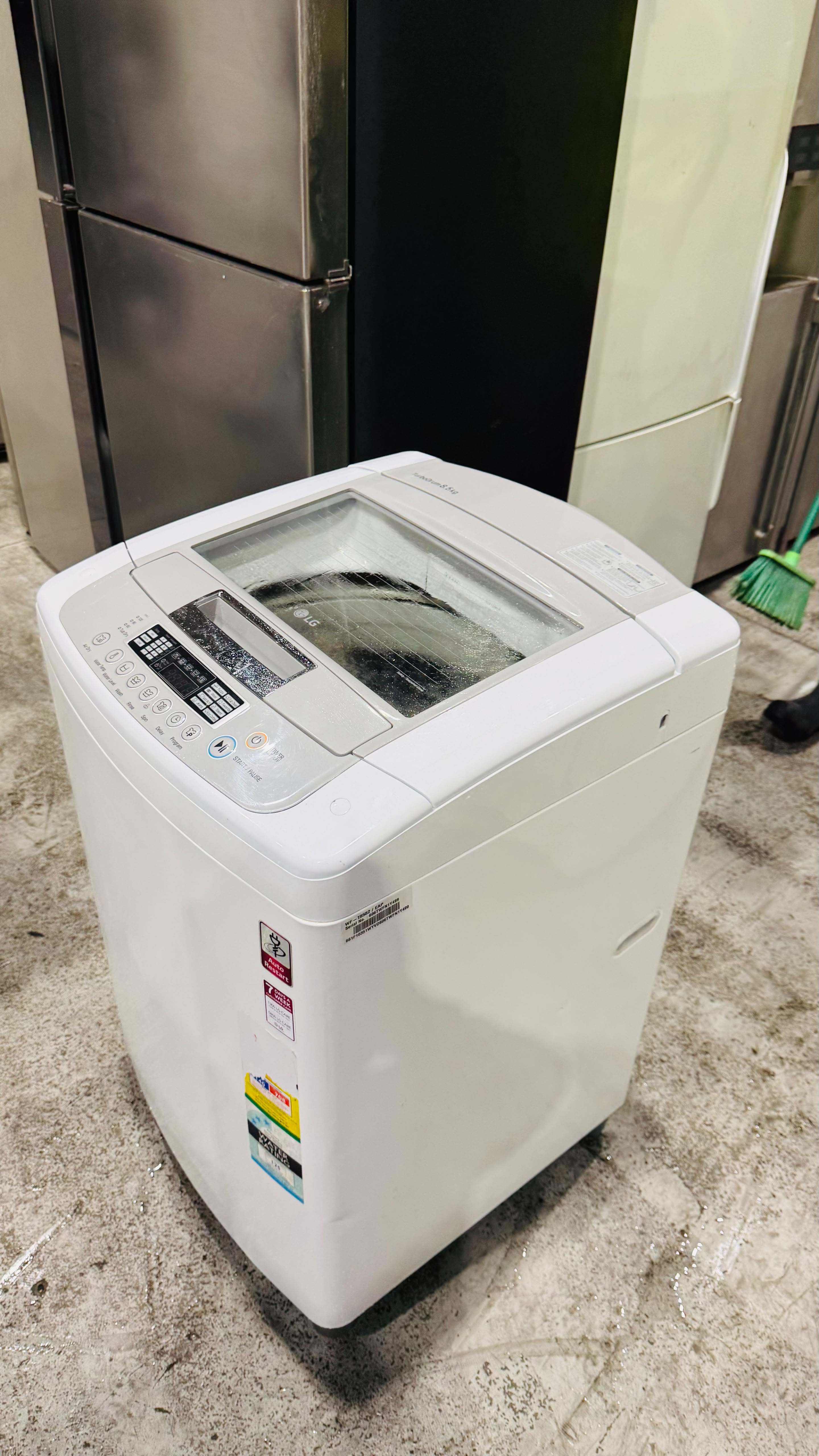 LG 8.5KGS TOP LOADER WASHING MACHINE