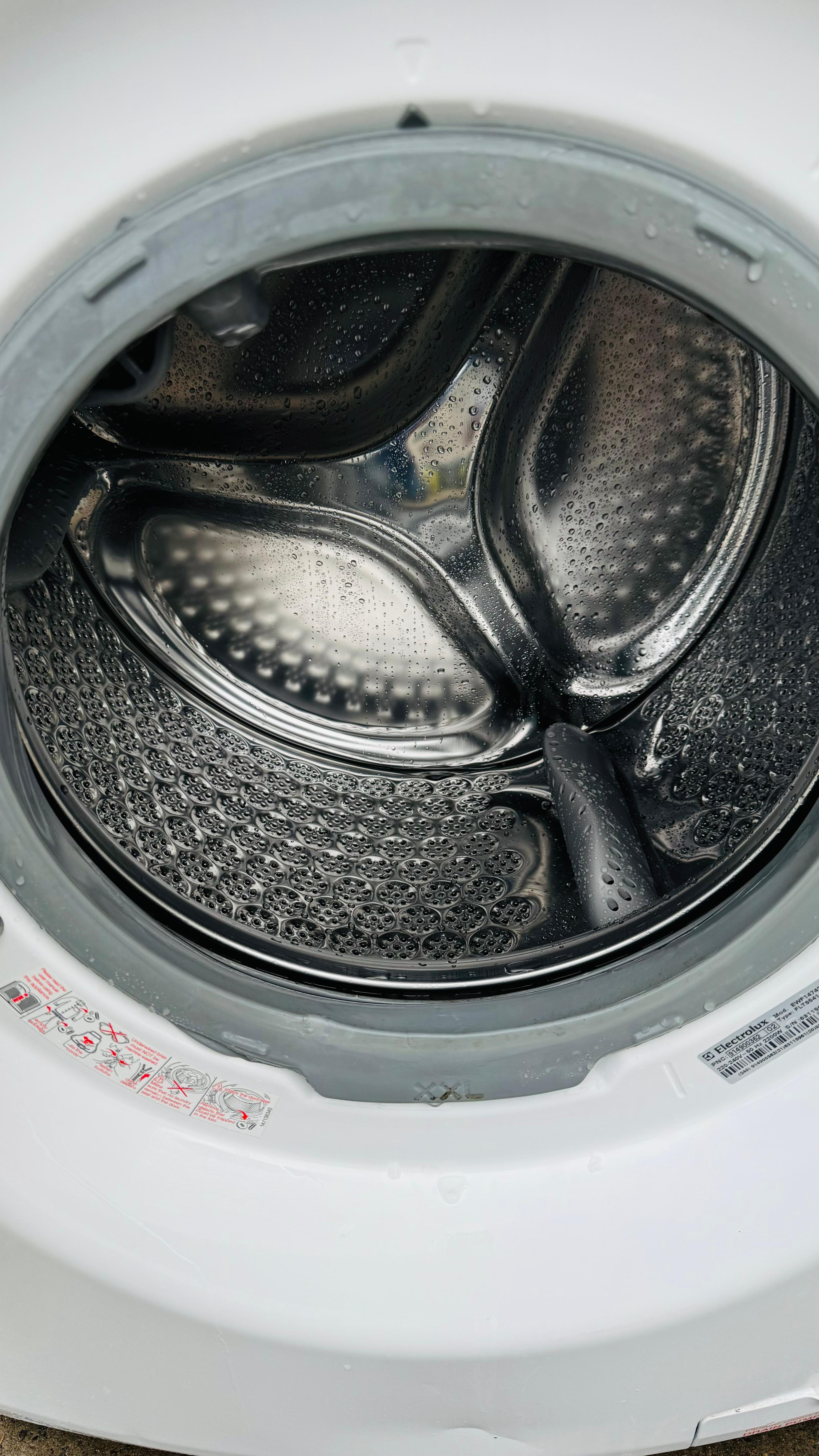 ELECTROLUX 7KGS FRONT LOADER WASHING MACHINE