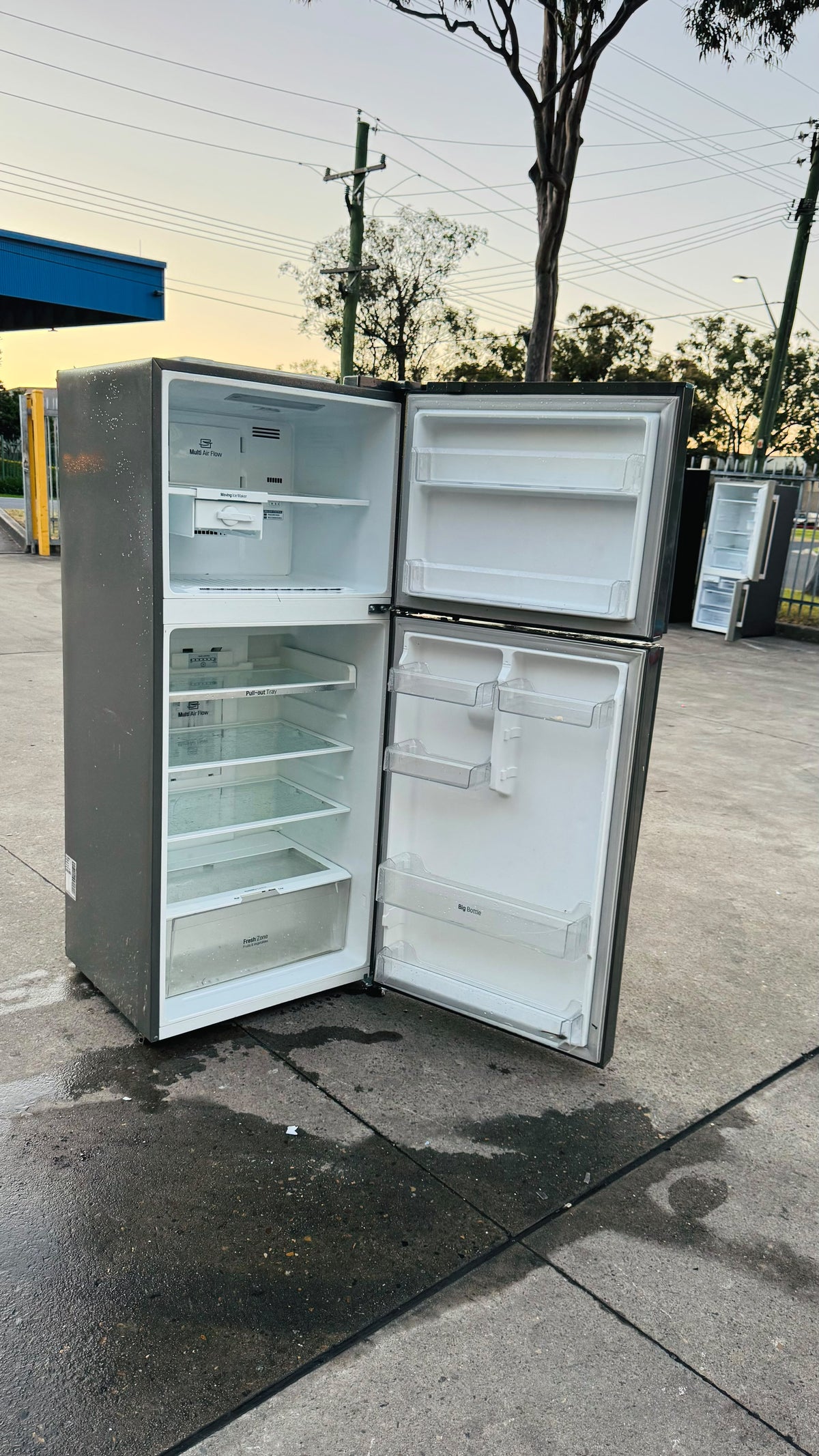 LG 442 LITRES FRIDGE FREEZER