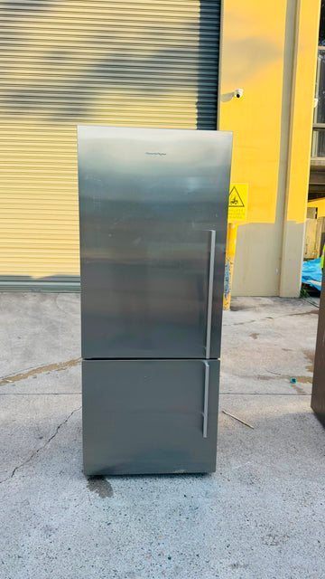 FISHER AND PAYKEL 442 LITRES FRIDGE FREEZER