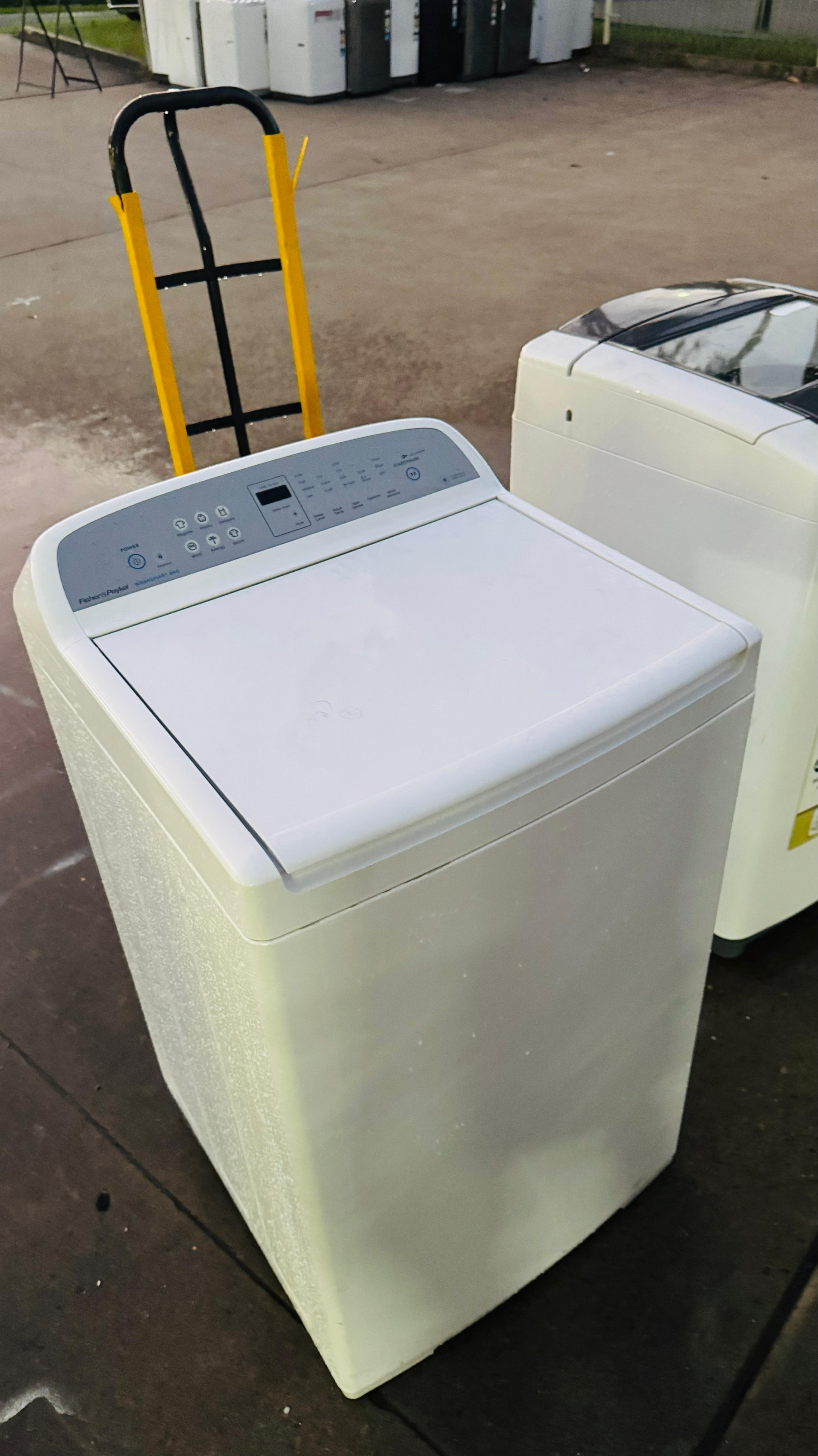FISHER AND PAYKEL 8KGS TOP LOADER WASHING MACHINE