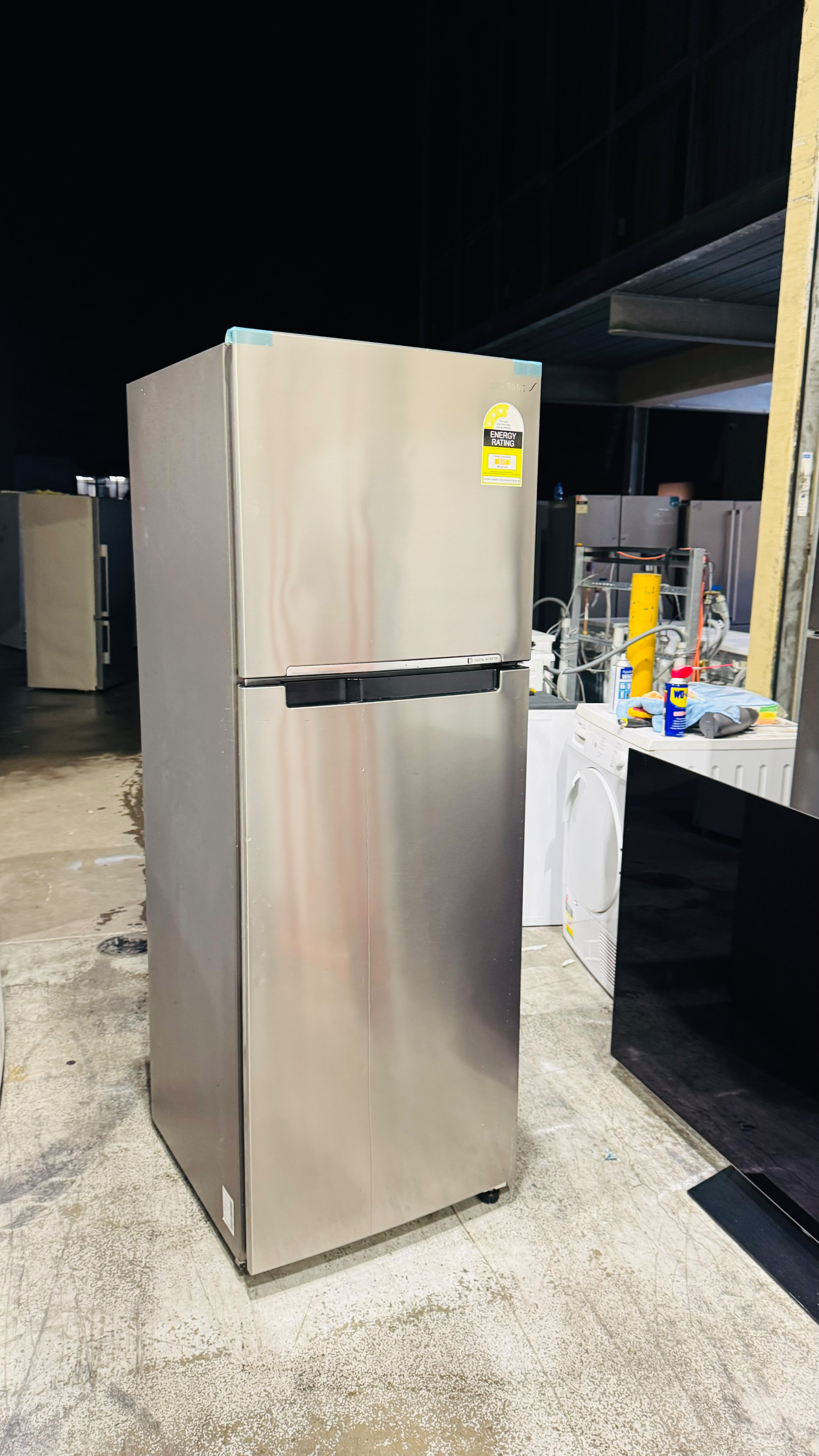 SAMSUNG 343 LITRES FRIDGE FREEZER