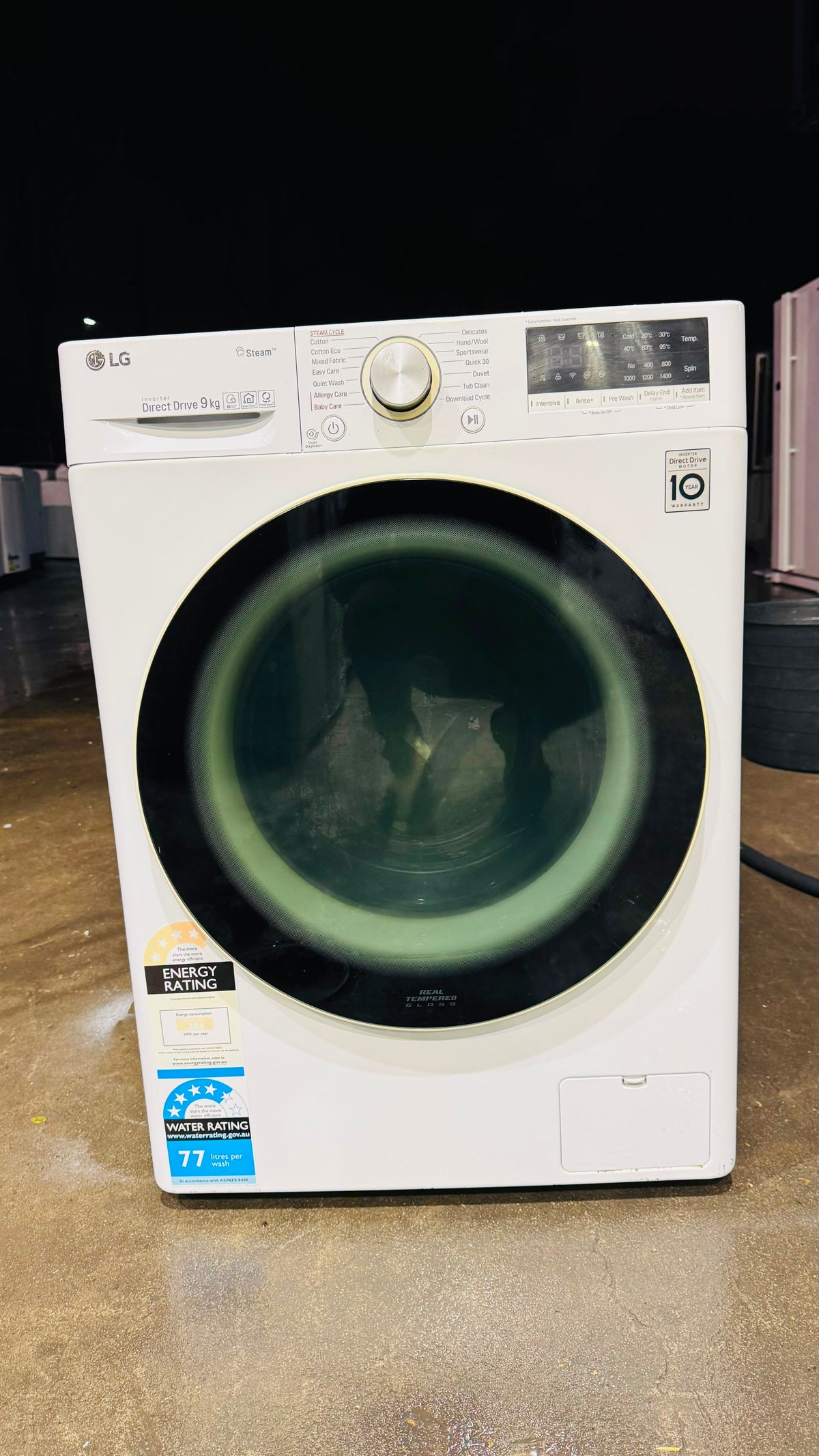 LG 9KGS FRONT LOADER WASHING MACHINE