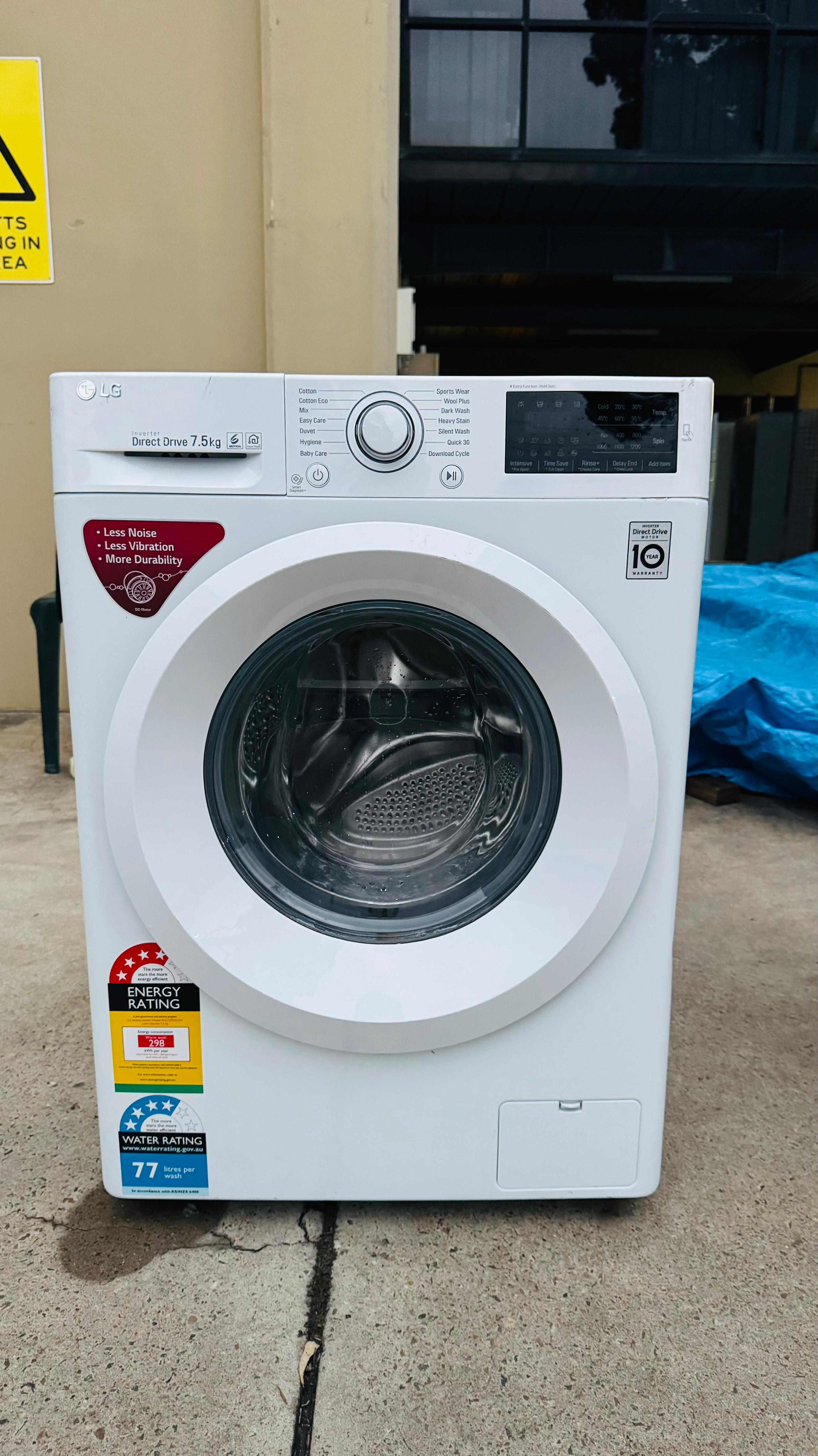 LG 7.5KGS FRONT LOADER WASHING MACHINE