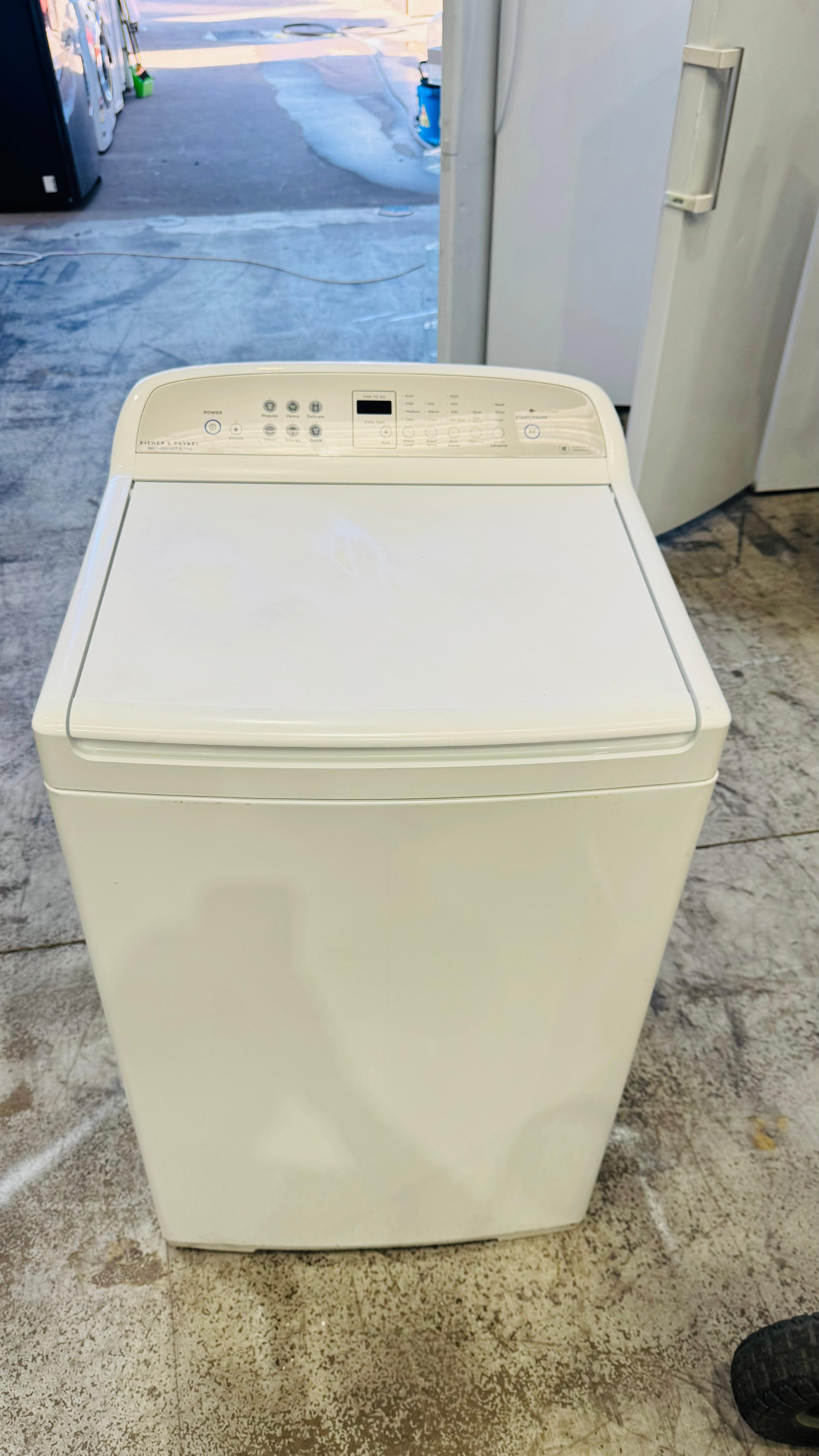 FISHER AND PAYKEL 8.5KGS TOP LOADER WASHING MACHINE