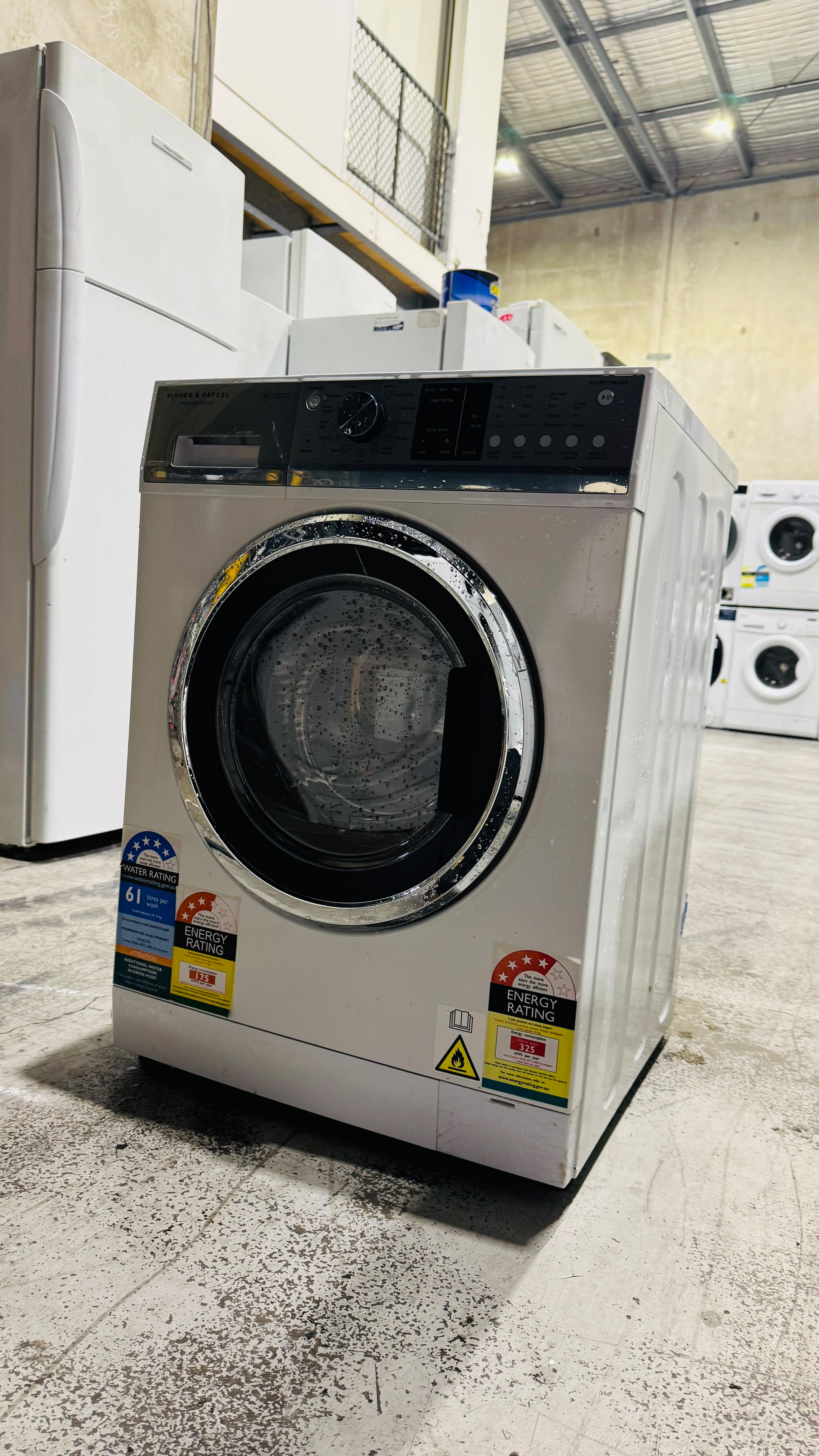 FISHER AND PAYKEL 8.5KGS FRONT LOADER WASHING MACHINE