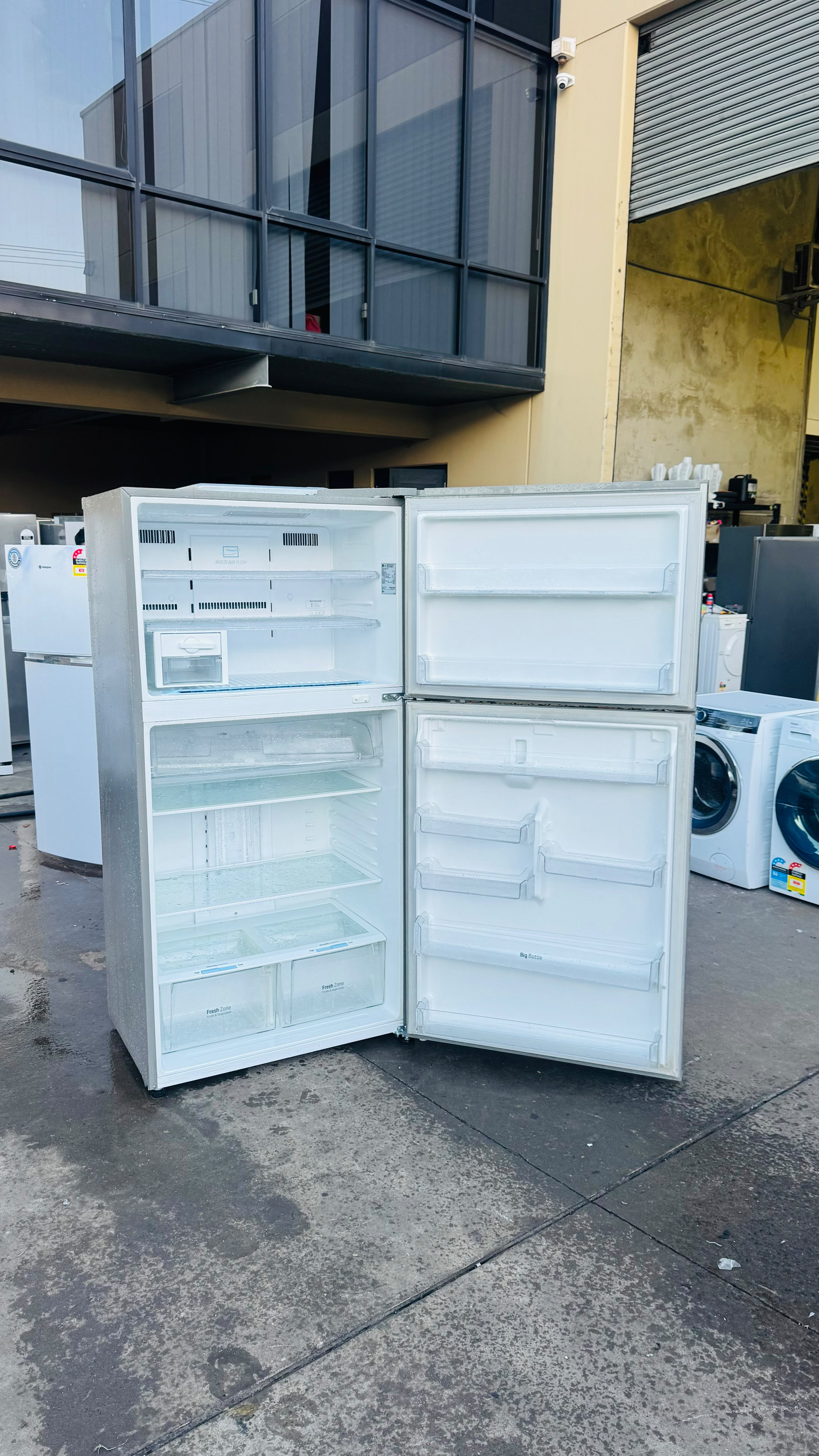 LG 601 LITRES FRIDGE FREEZER