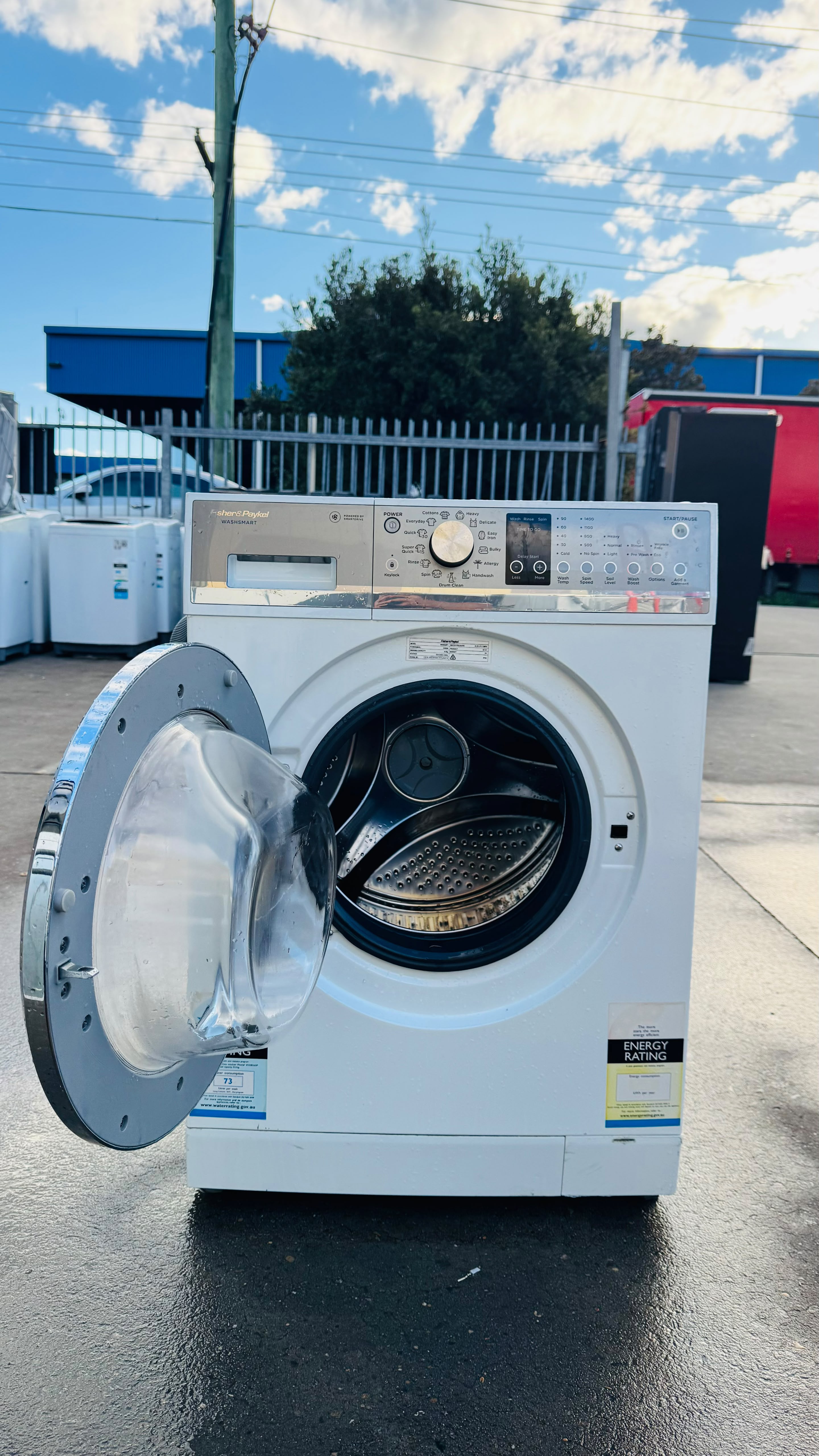 FISHER AND PAYKEL 8.5KGS FRONT LOADER WASHING MACHINE