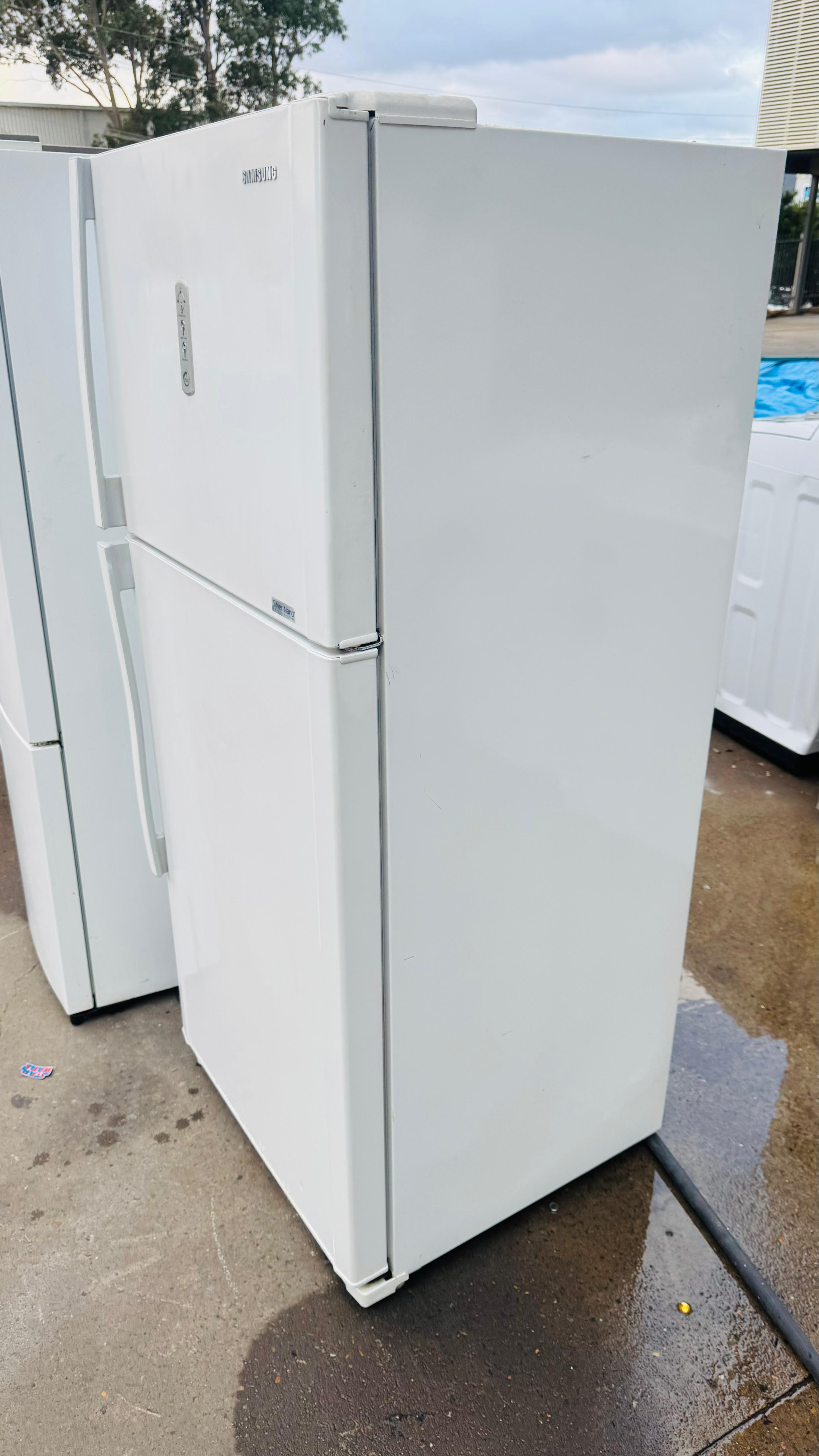 SAMSUNG 423 LITRES FRIDGE FREEZER