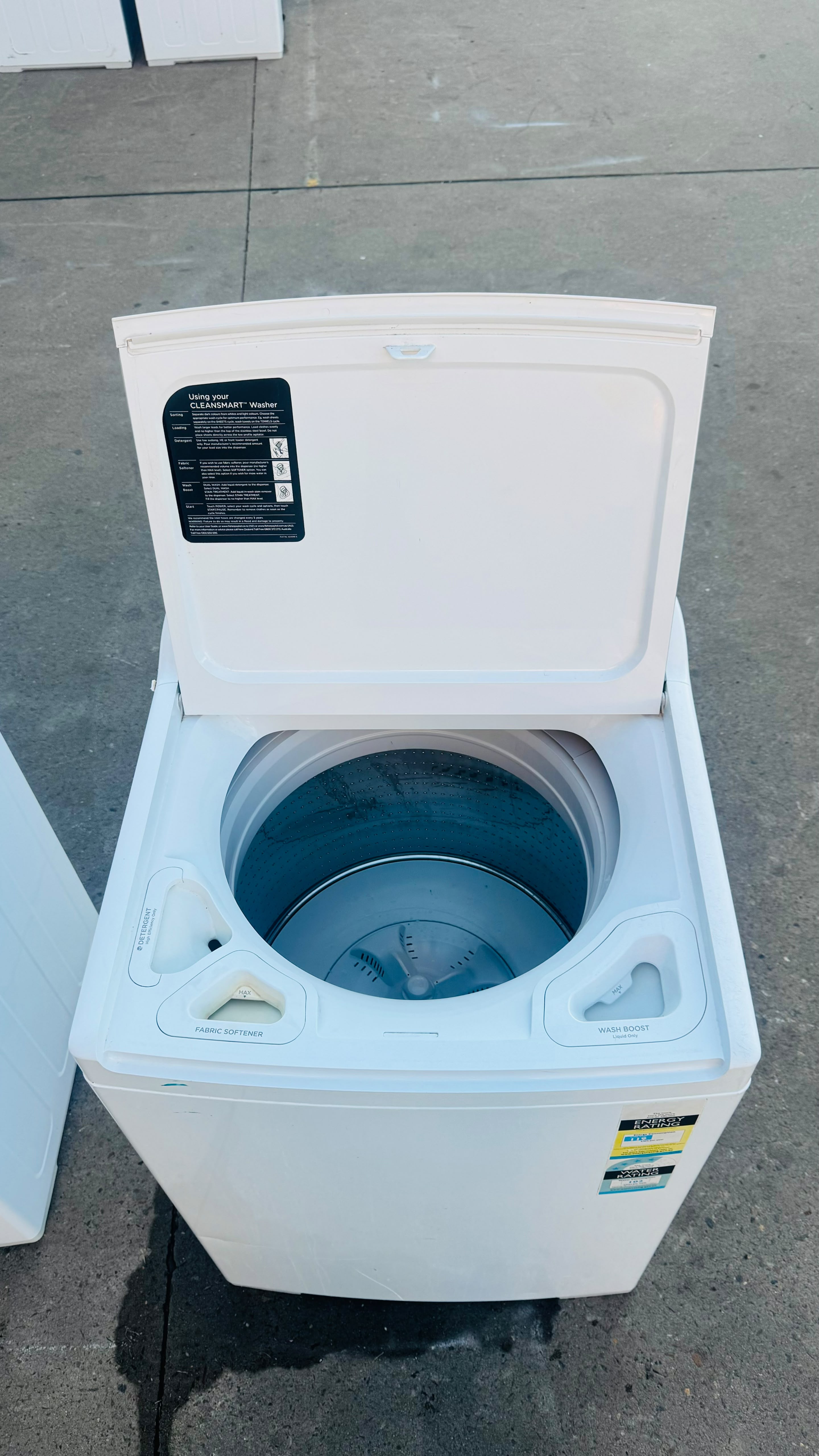 FISHER AND PAYKEL 10KGS TOP LOADER WASHING MACHINE