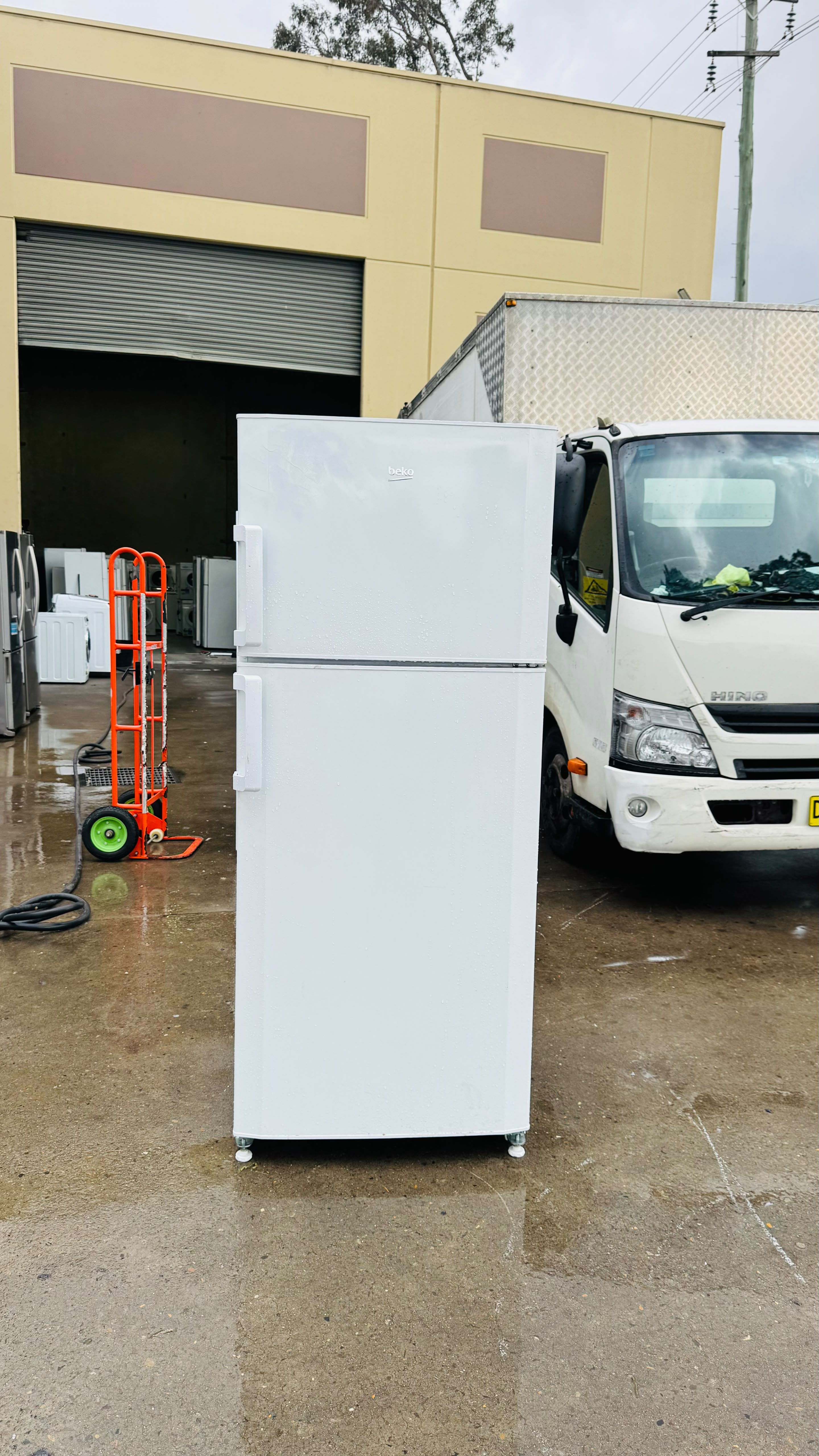 BEKO 415 LITRES FRIDGE FREEZER