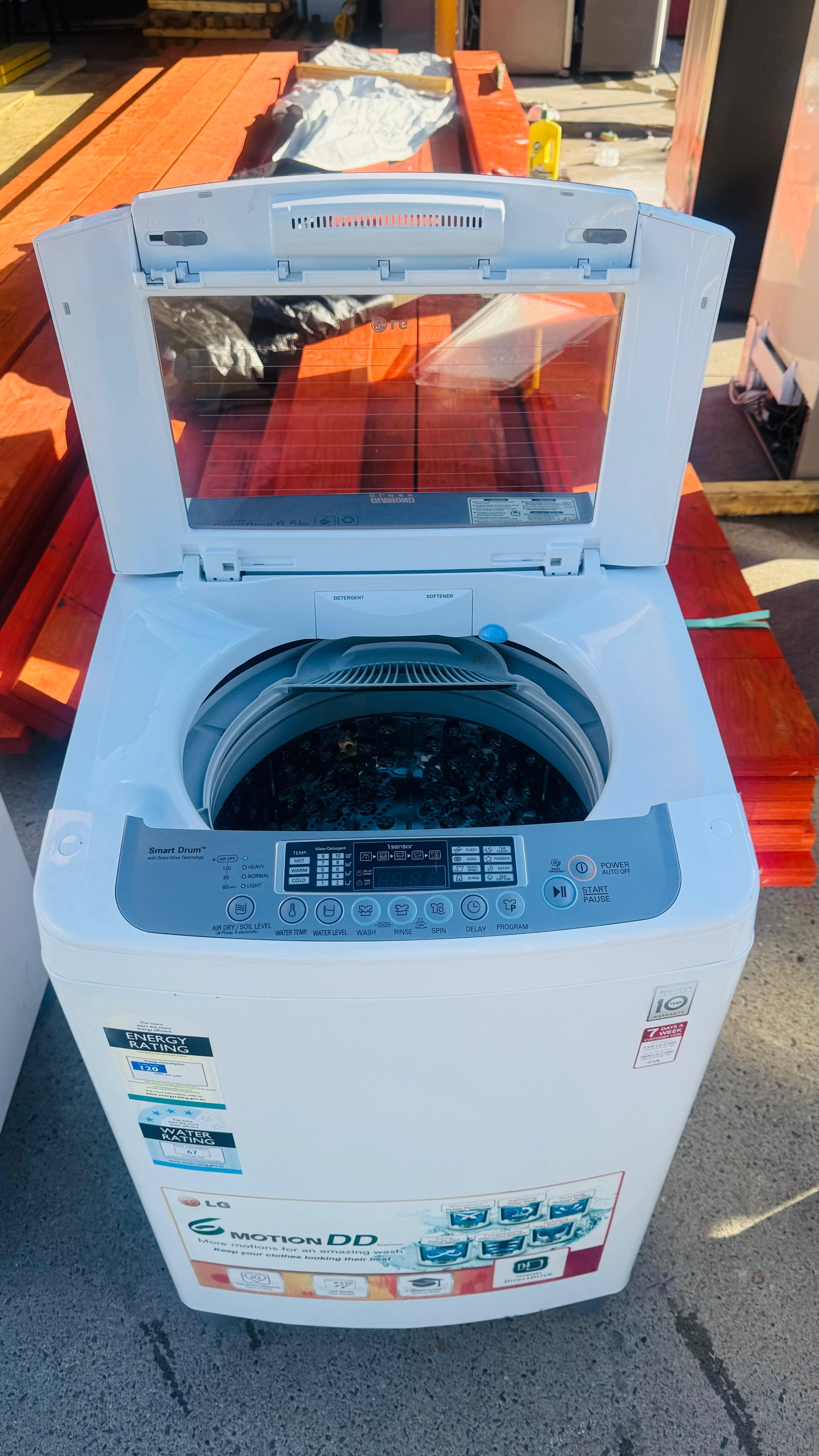 LG 6.5KGS TOP LOADER WASHING MACHINE
