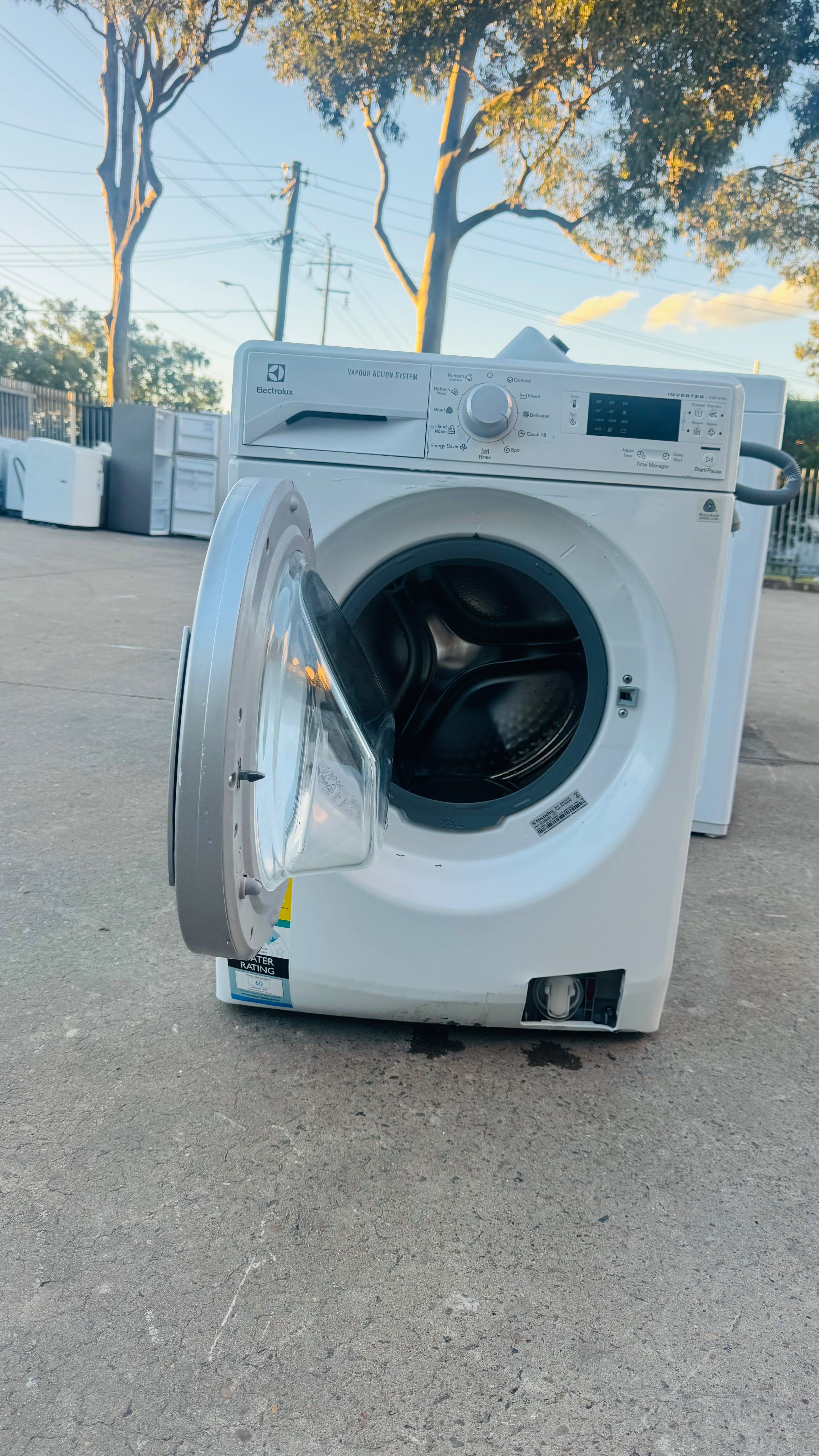 ELECTROLUX 7KGS FRONT LOADER WASHING MACHINE