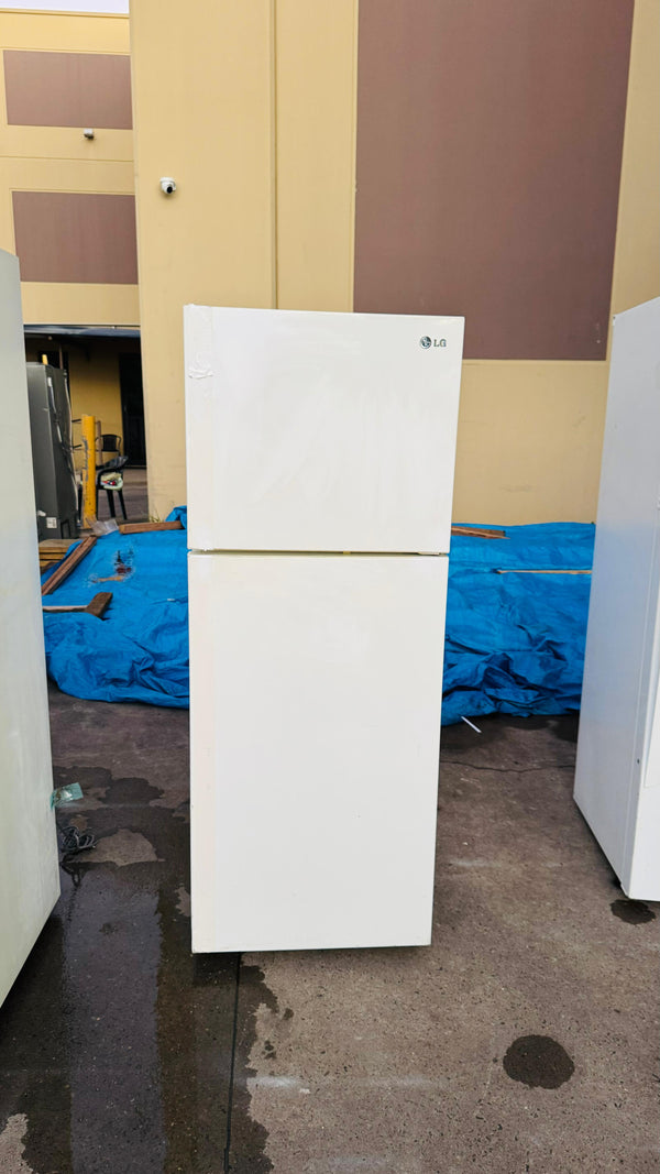 LG 315 LITRES FRIDGE FREEZER