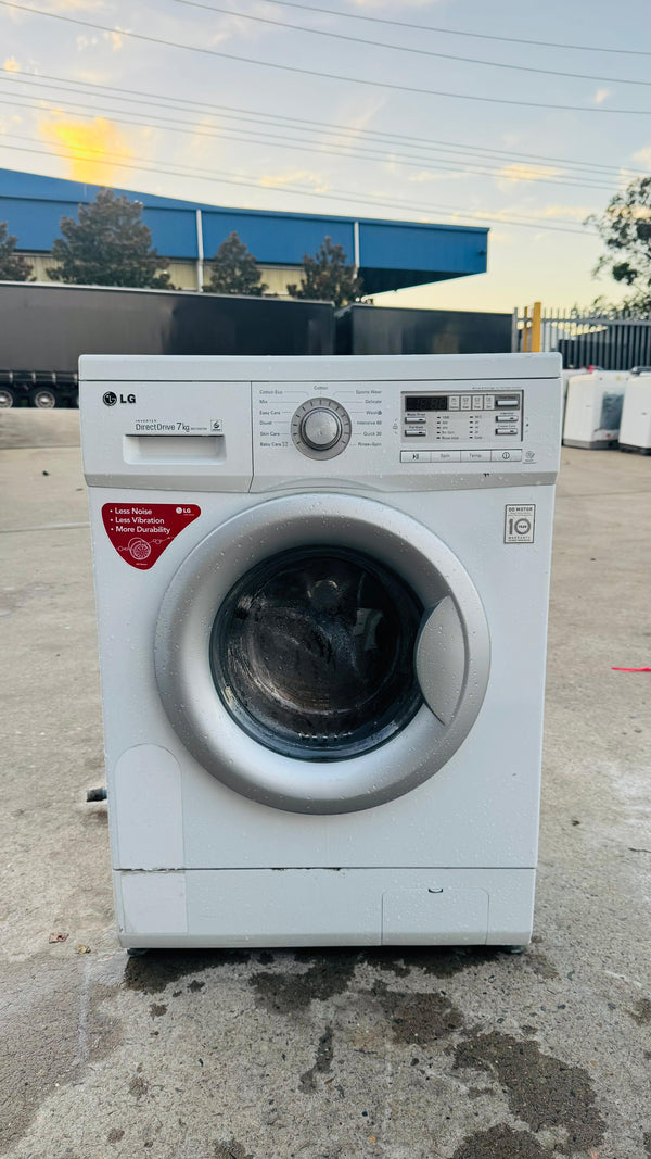 LG 7KGS FRONT LOADER WASHING MACHINE