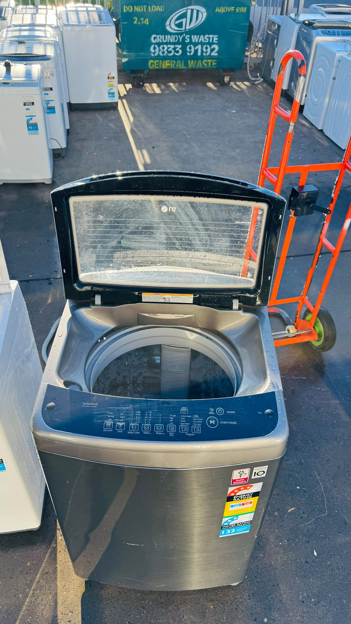 LG 9KGS TOP LOADER WASHING MACHINE