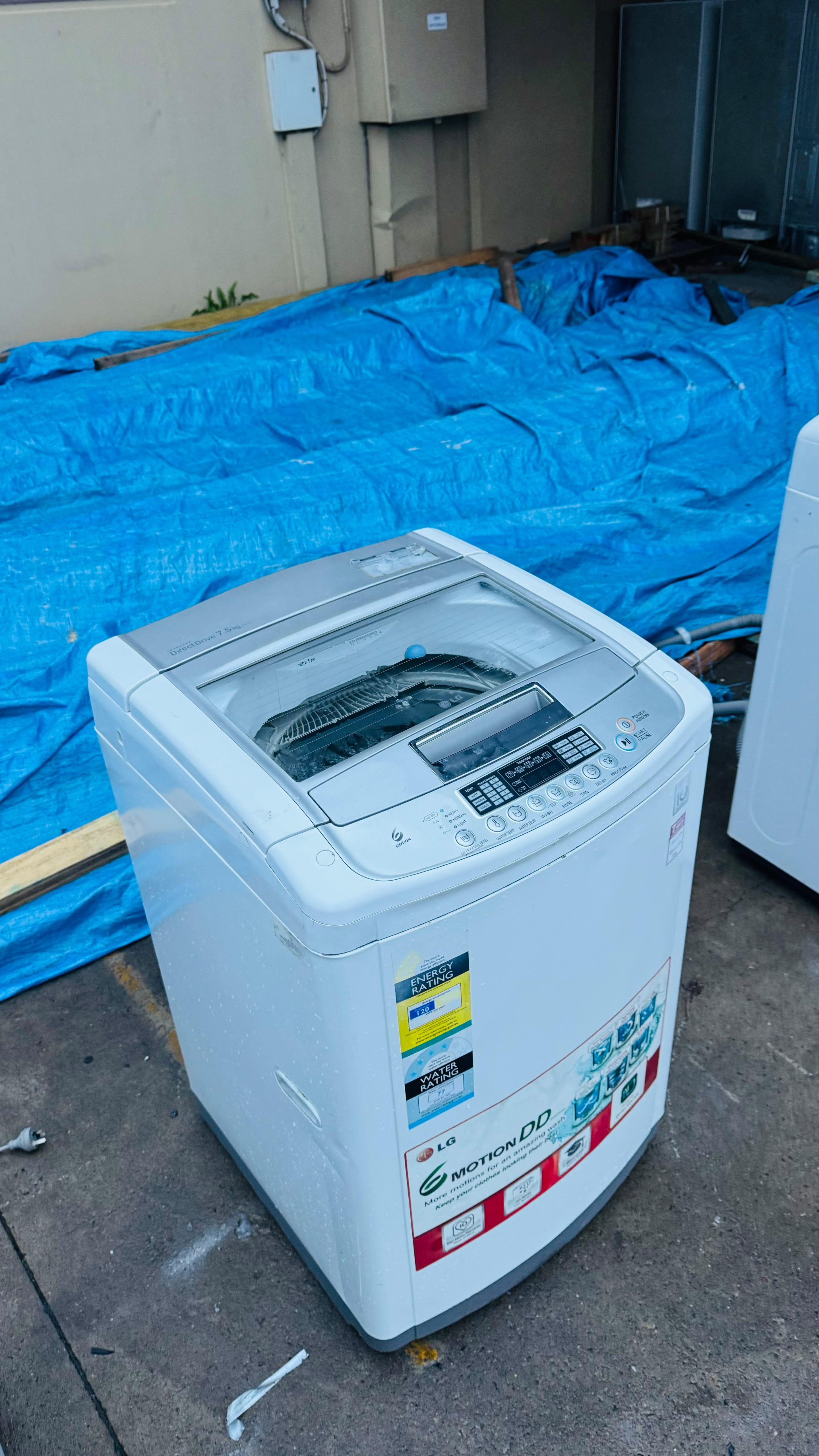 LG 7.5KGS TOP LOADER WASHING MACHINE