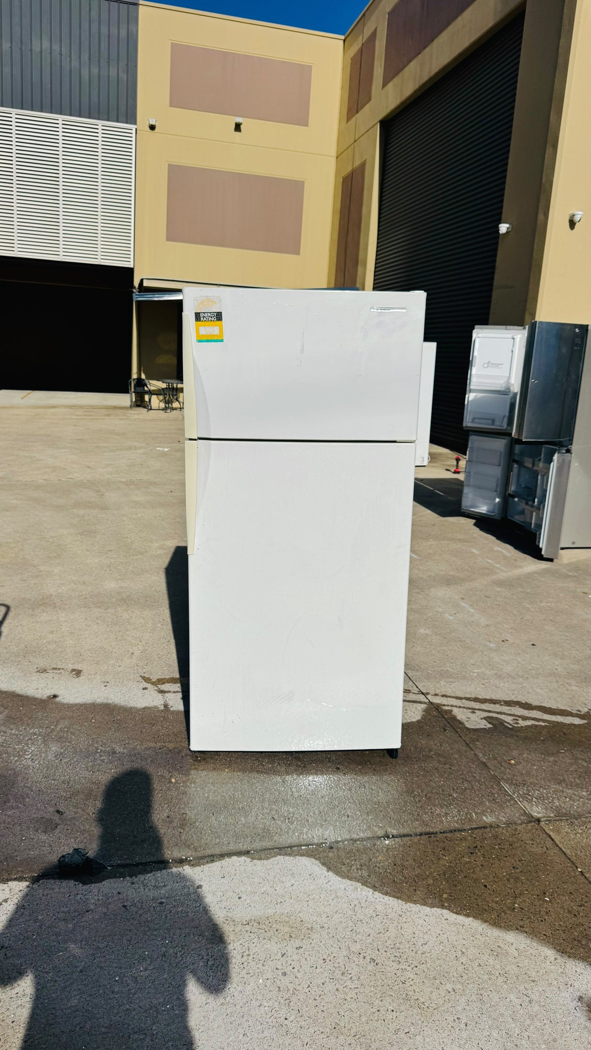 WESTINGHOUSE 520 LITRES FRIDGE FREEZER