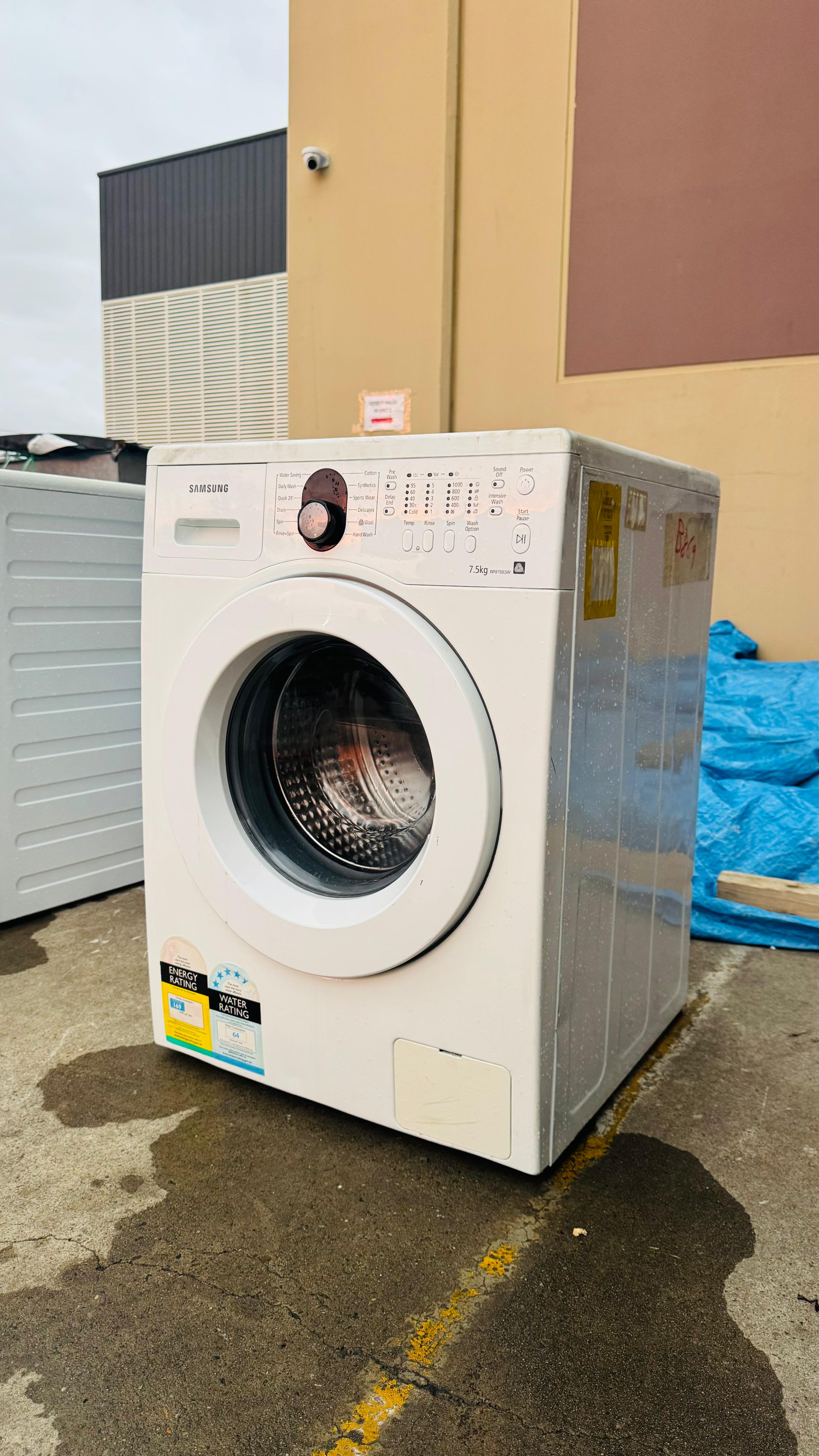 SAMSUNG 7.5KGS FRONT LOADER WASHING MACHINE