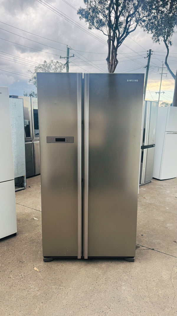 SAMSUNG 713 LITRES SIDE BY SIDE DOOR FRIDGE FREEZER
