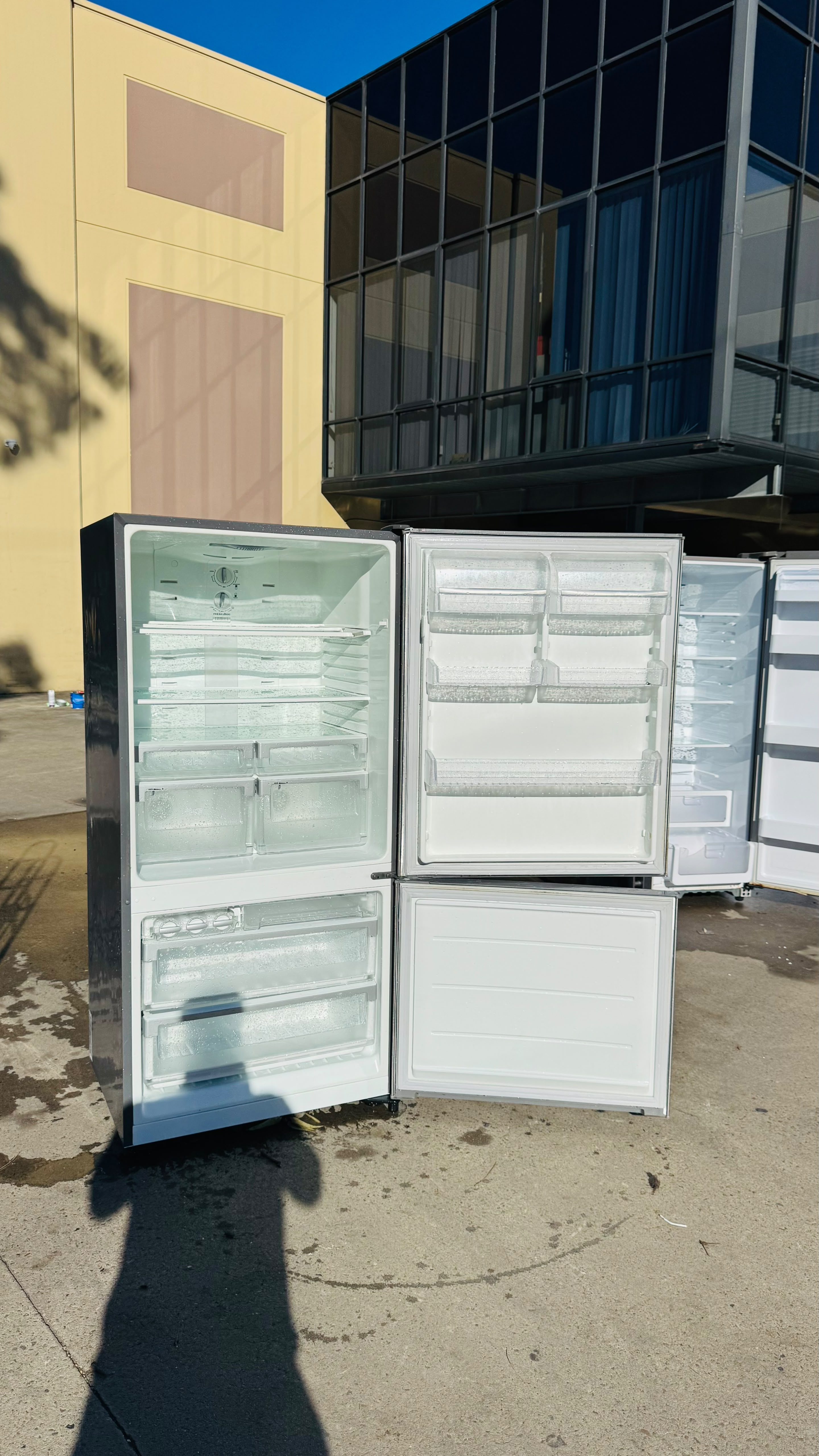 ELECTROLUX 510 LITRES FRIDGE FREEZER
