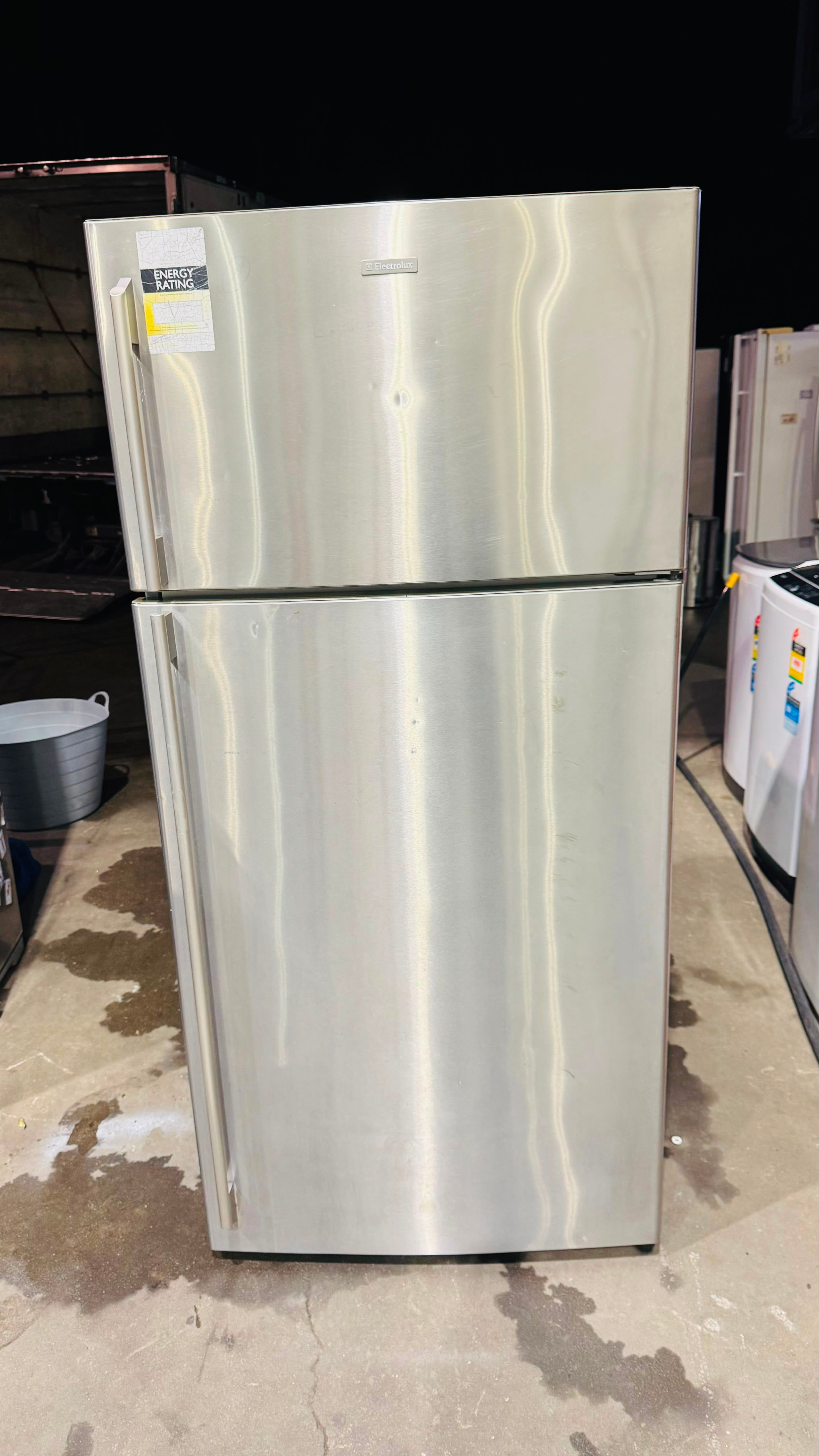 ELECTROLUX 520 LITRES FRIDGE FREEZER