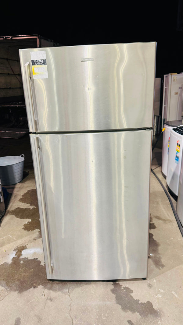 ELECTROLUX 520 LITRES FRIDGE FREEZER