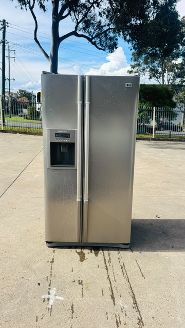 LG 567 LITRES SIDE BY SIDE FRIDGE FREEZER