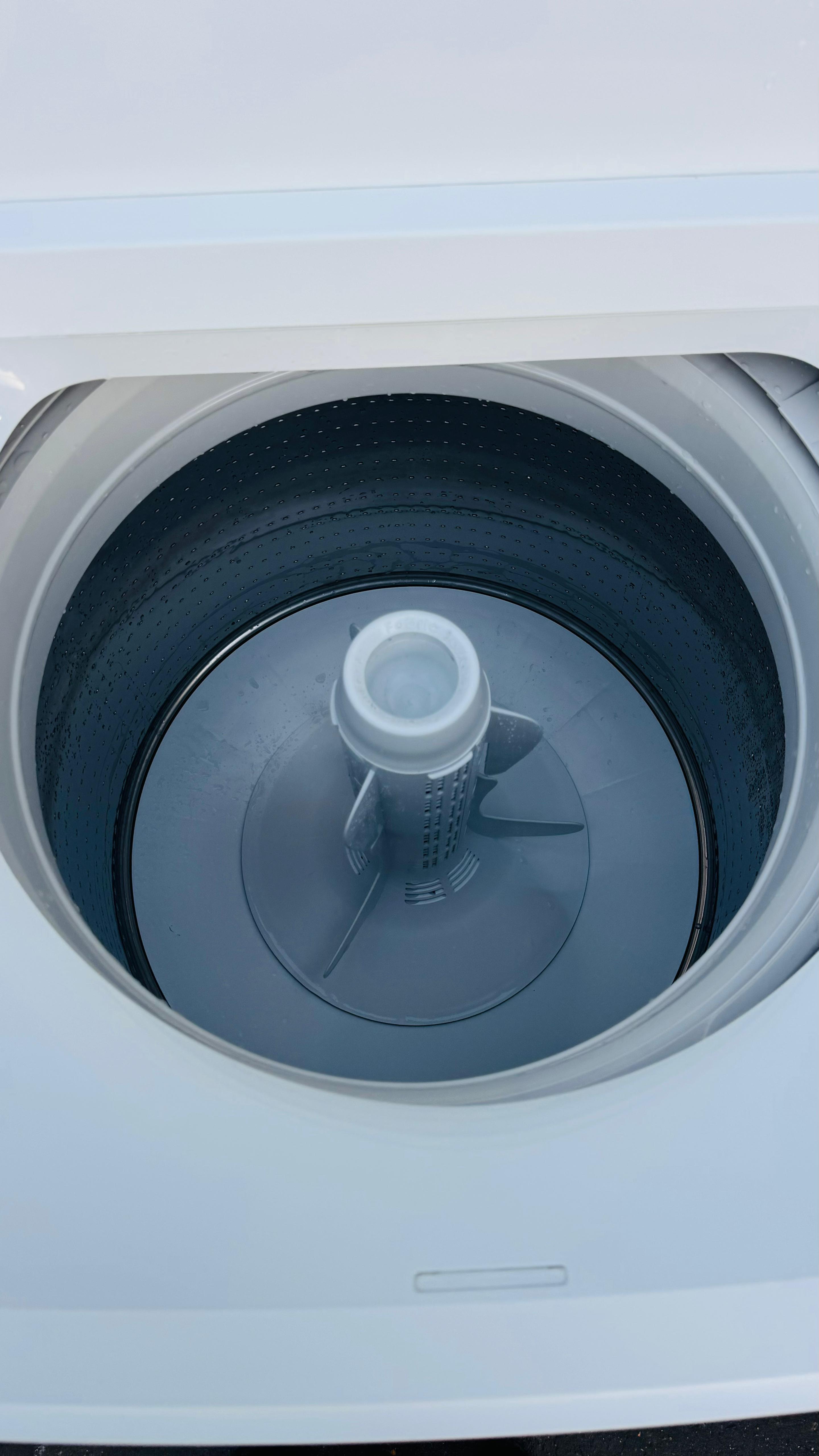 FISHER AND PAYKEL 10KGS TOP LOADER WASHING MACHINE