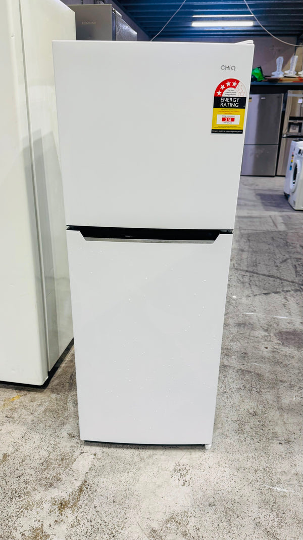 CHIQ 202 LITRES FRIDGE FREEZER
