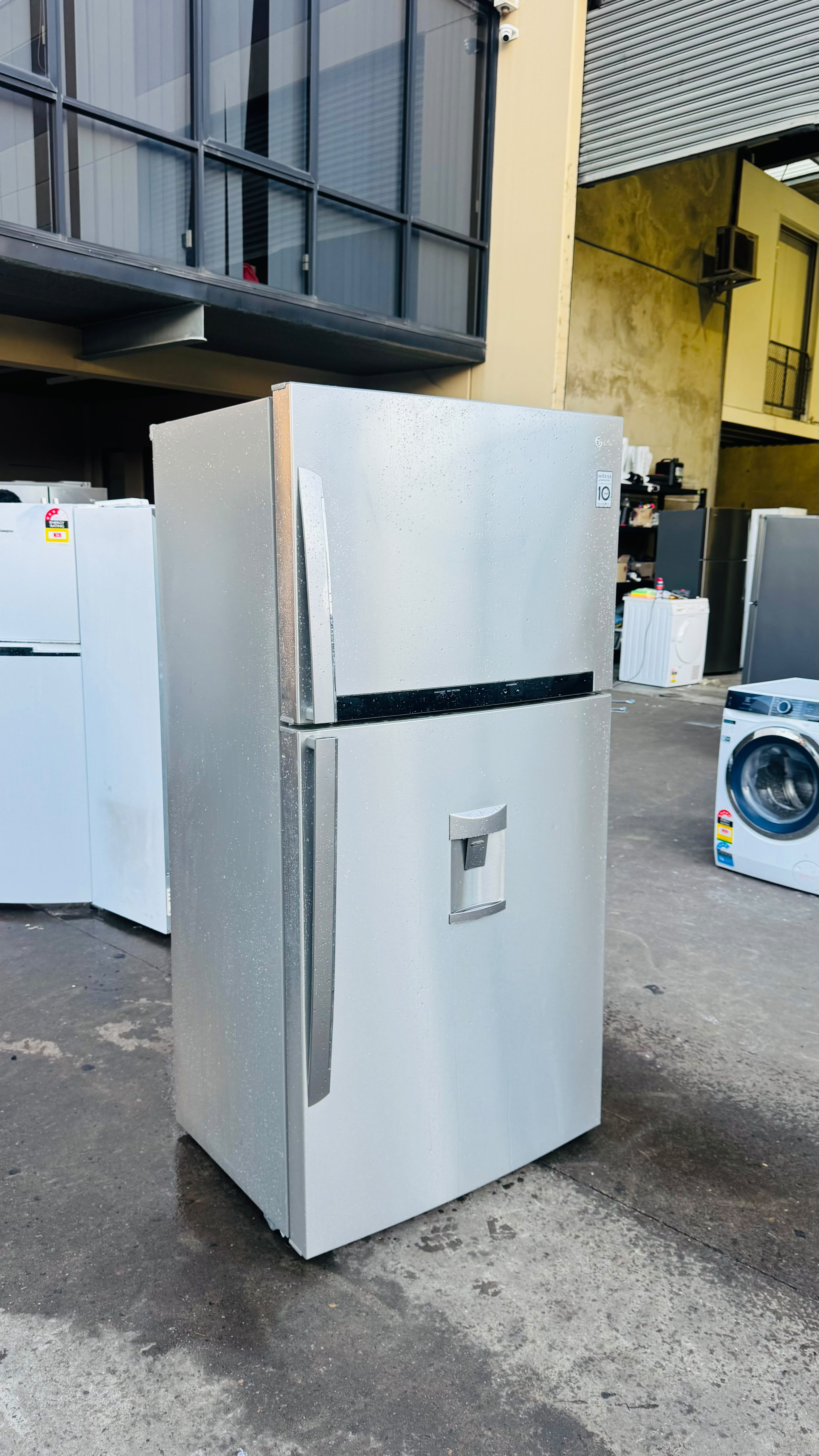 LG 601 LITRES FRIDGE FREEZER
